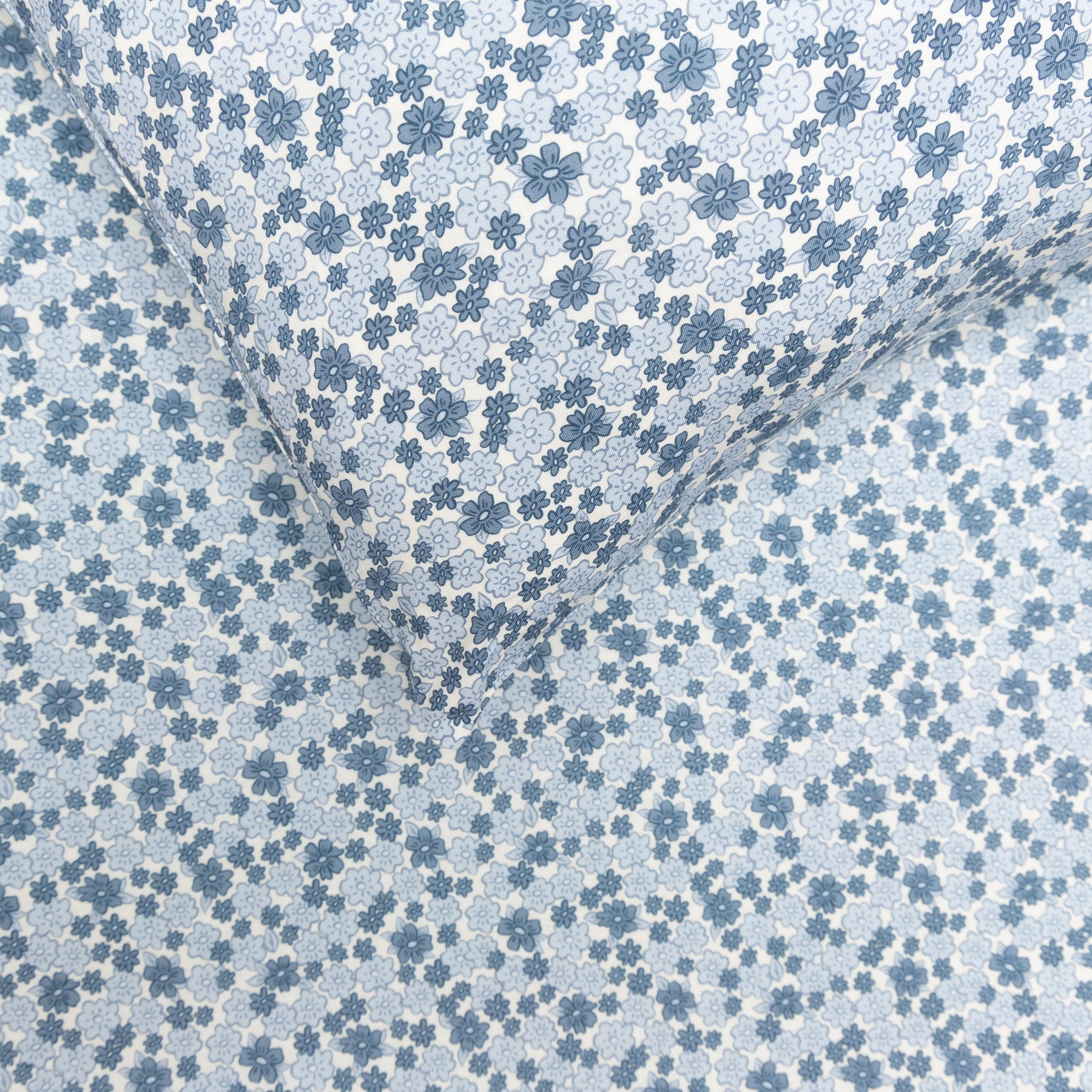 Bluebell Blossoms Twin Sheet With Pillow Case