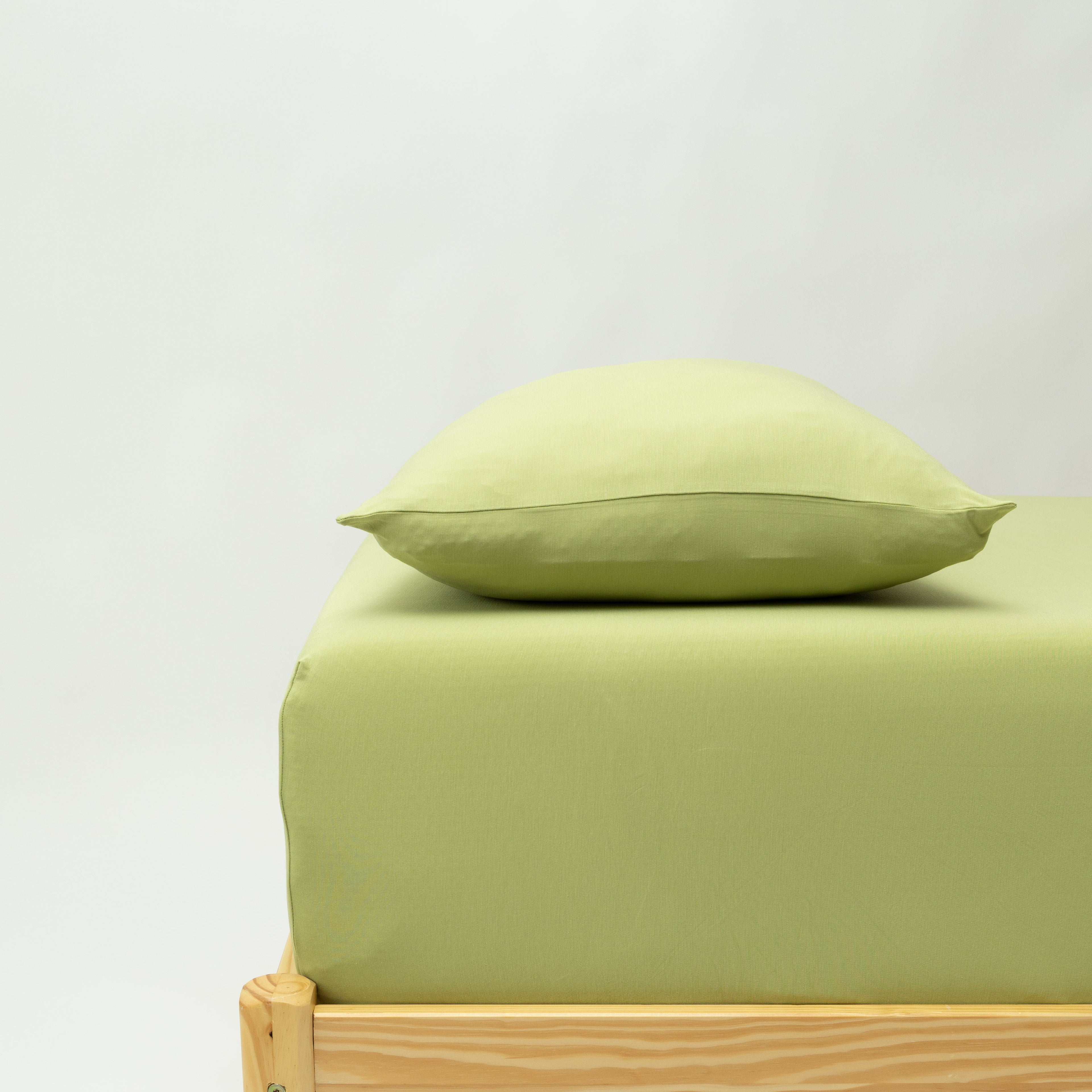 Tarragon Green Twin Sheet With Pillow Case