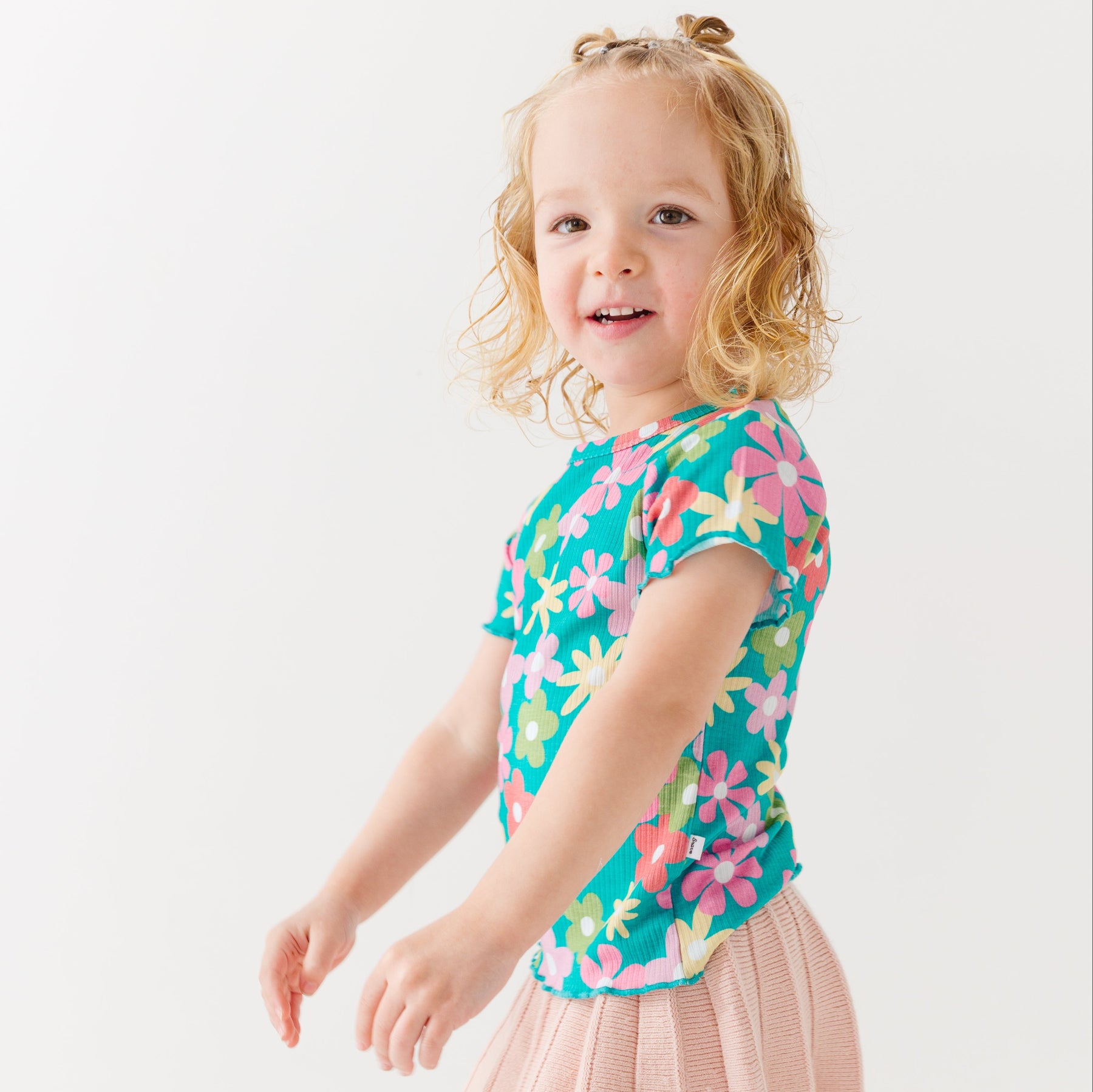 Retro Daisies Lettuce-Edge Ribbed Shirt