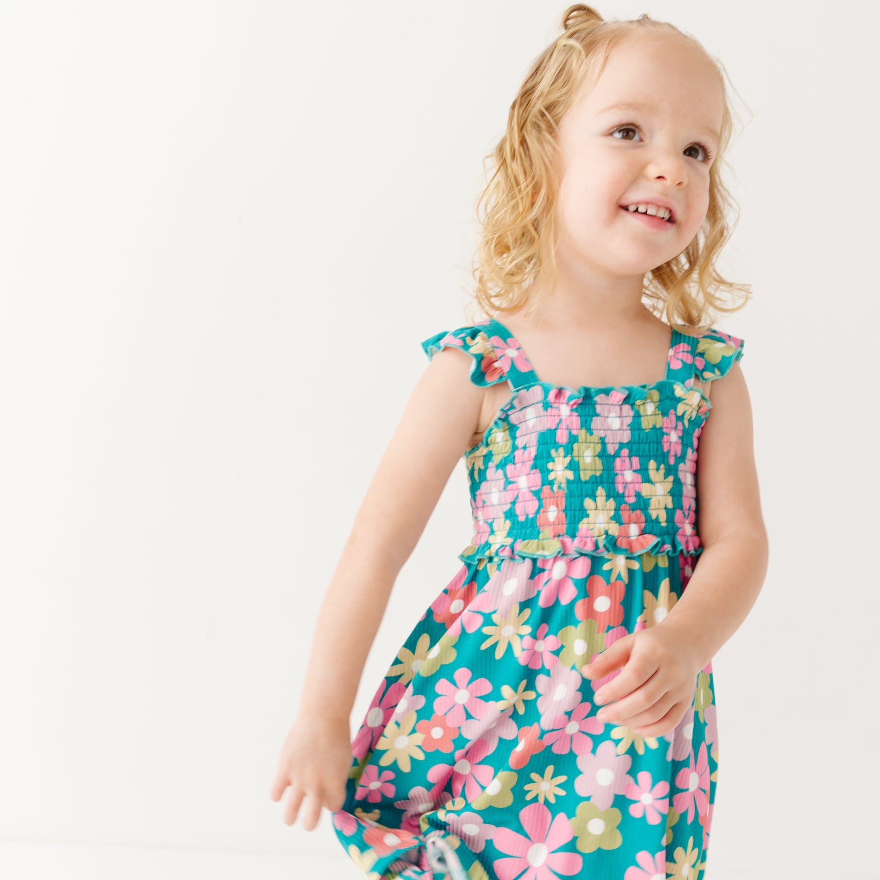 Retro Daisies Small Ribbed Flutter Sleeve Dress