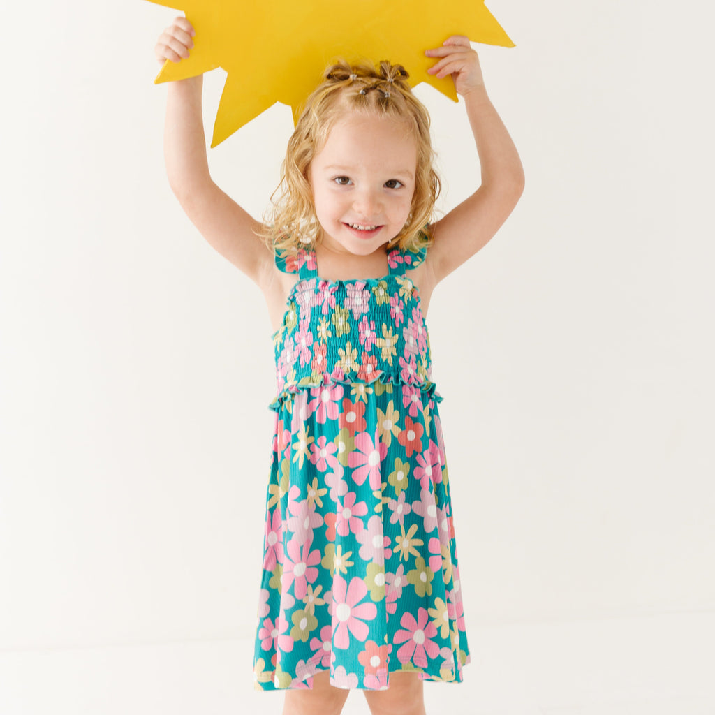 Retro Daisies Small Ribbed Flutter Sleeve Dress