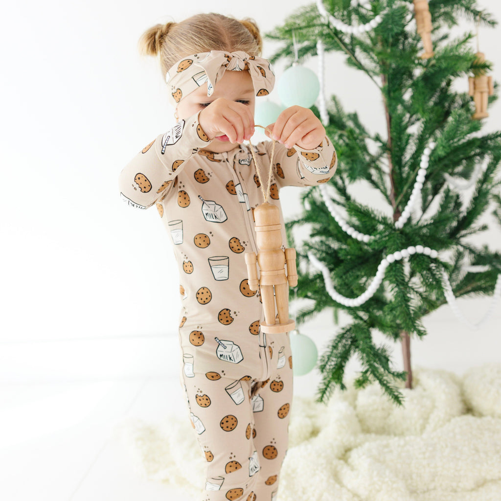 Cookies and Milk Bow