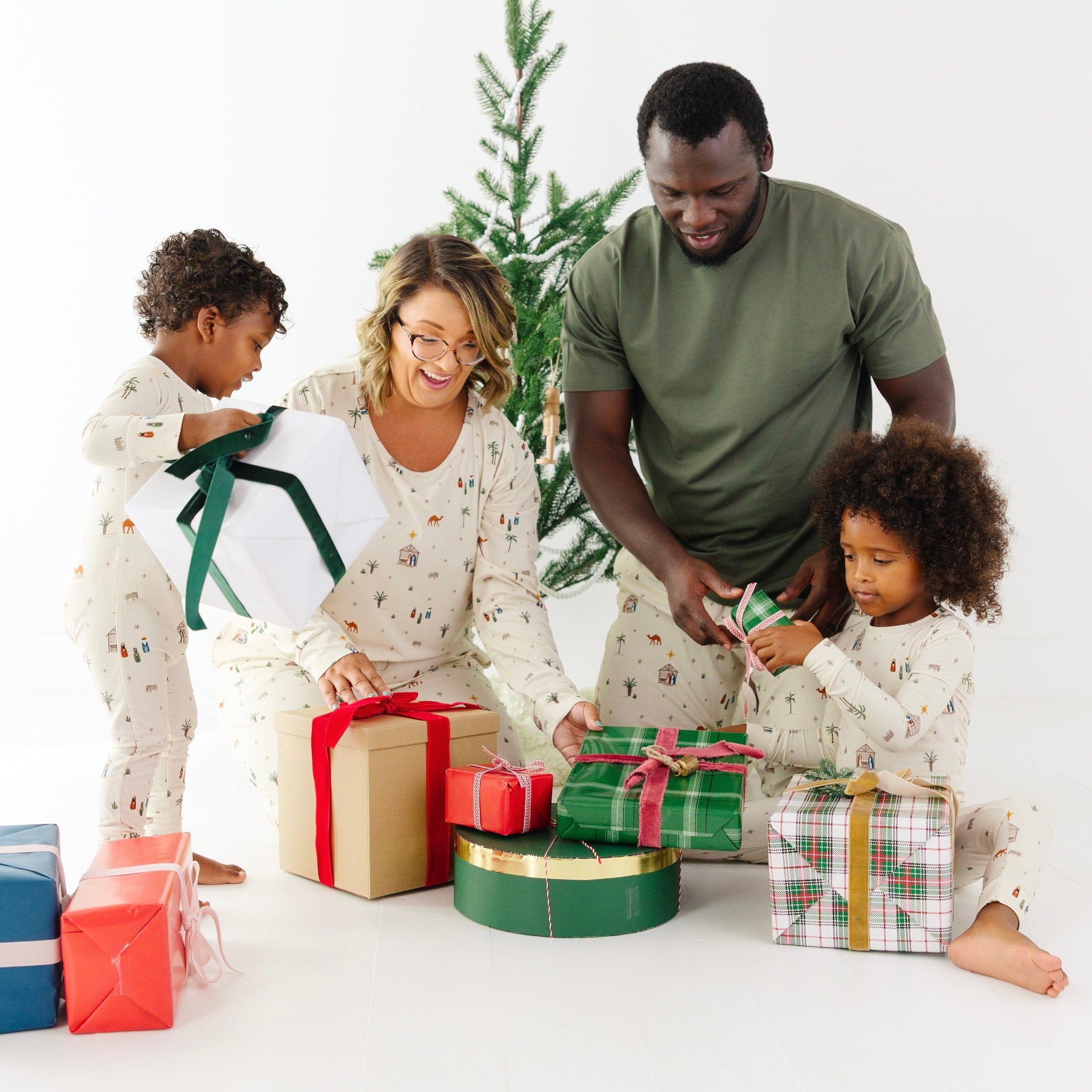 Nativity Small Ribbed Two-Piece Set