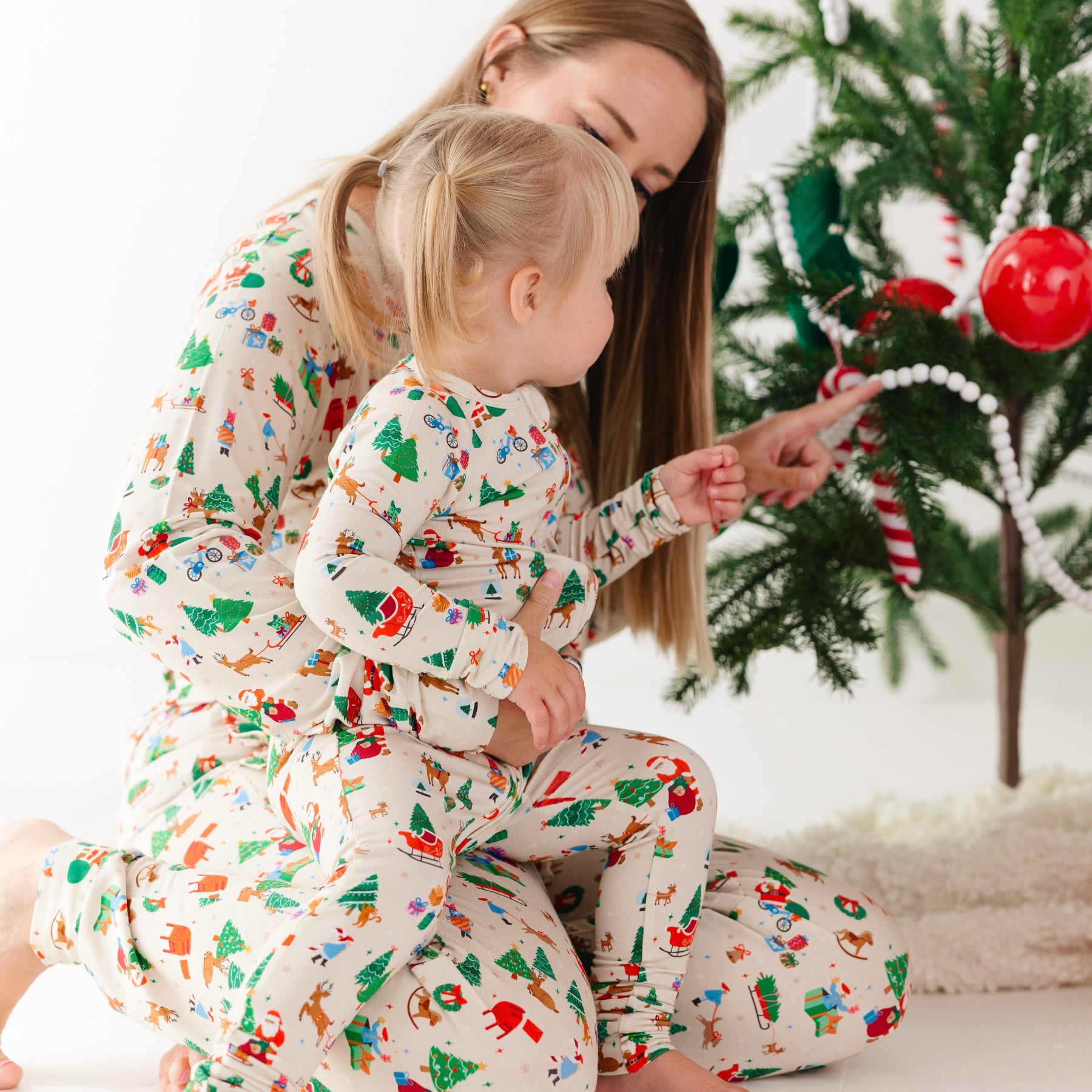 Santa's Workshop Women's Pants