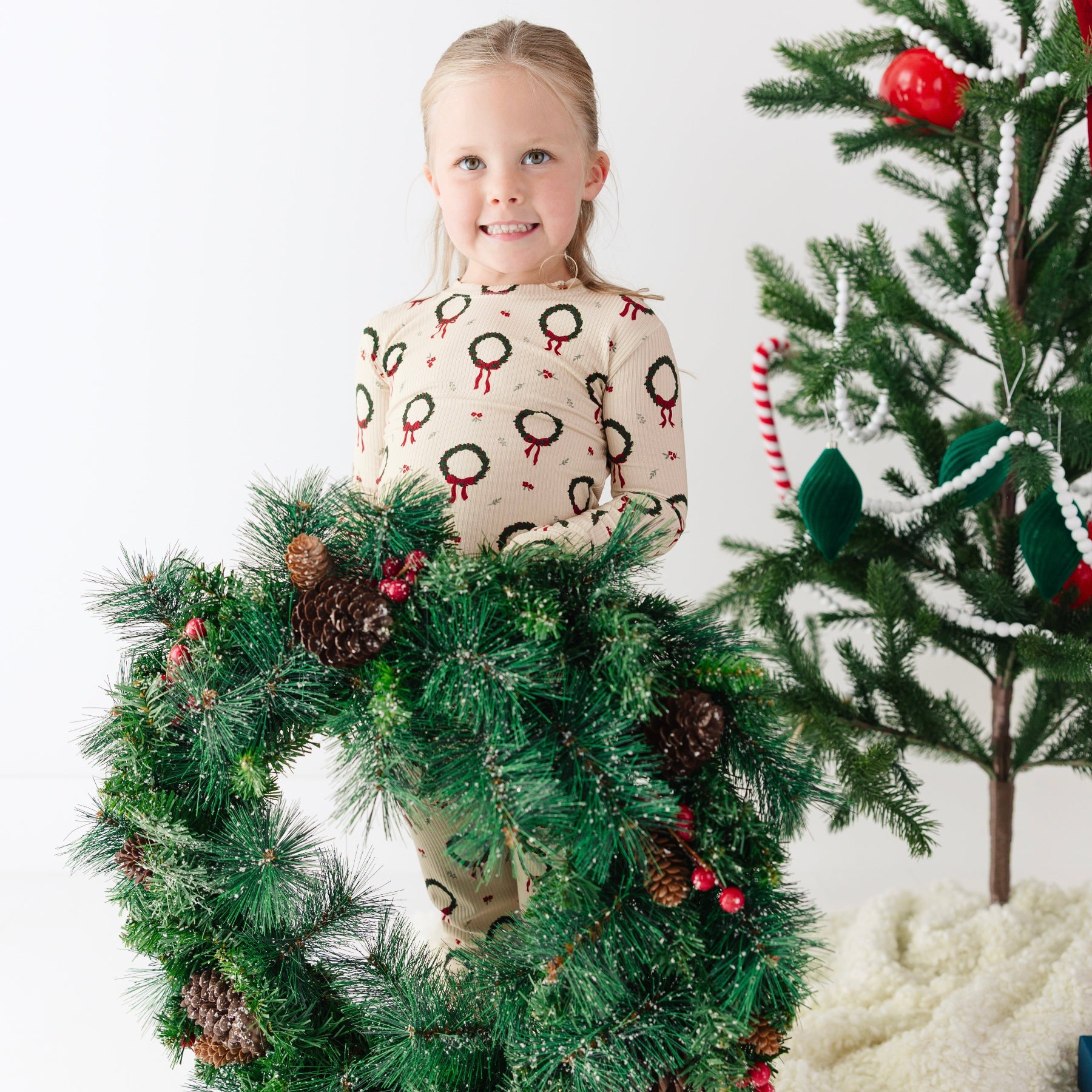 Christmas Wreaths Small Ribbed Two-Piece Set