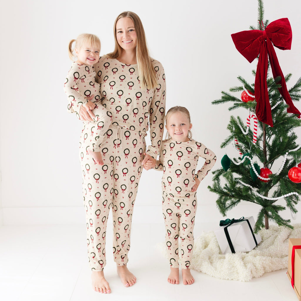 Christmas Wreaths Small Ribbed Women's Matching Set
