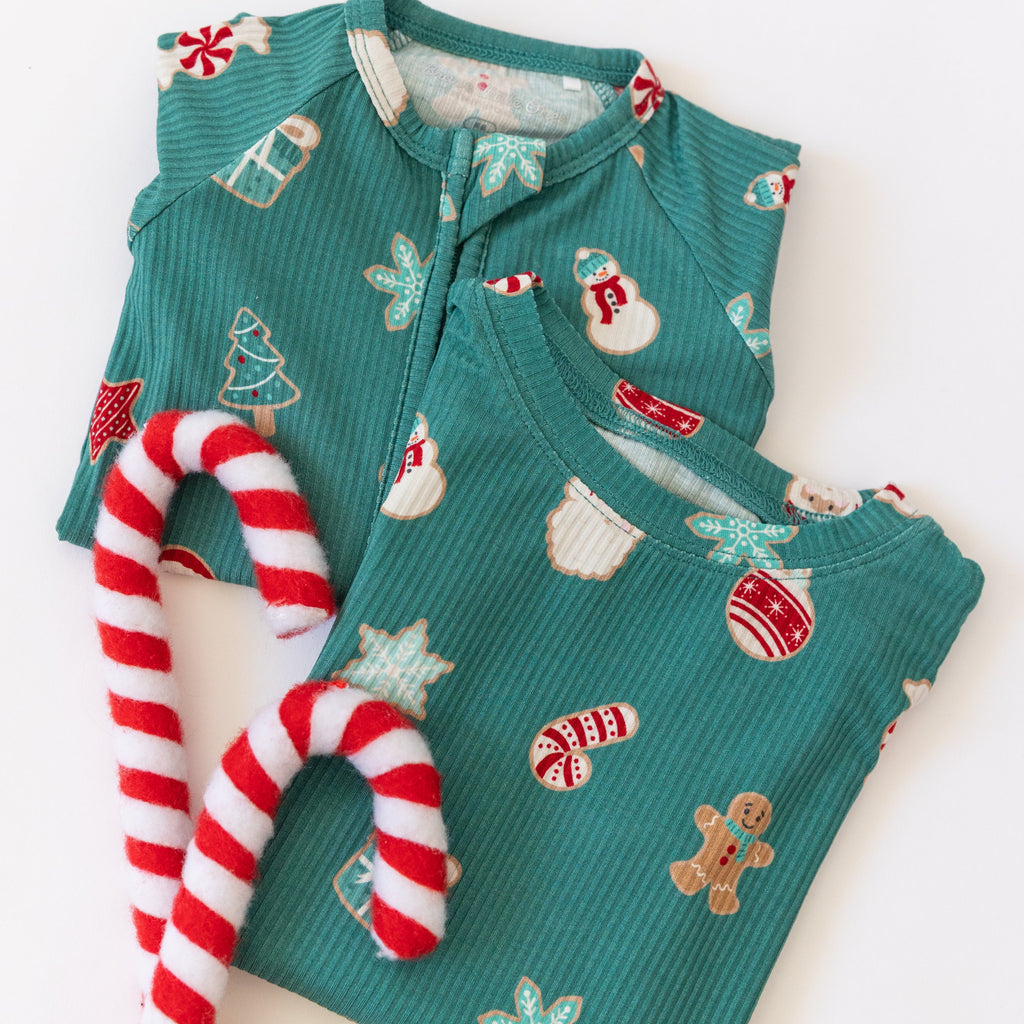 Sugar Cookies Frosted Teal Small Ribbed Two-Piece Set