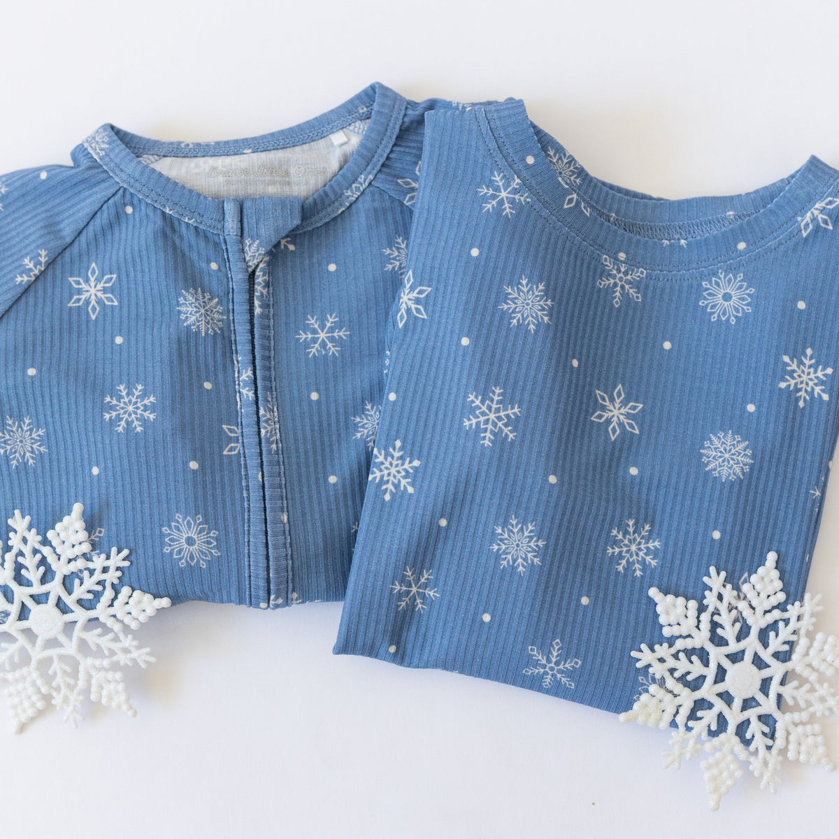 Snowflakes Small Ribbed Zip Romper