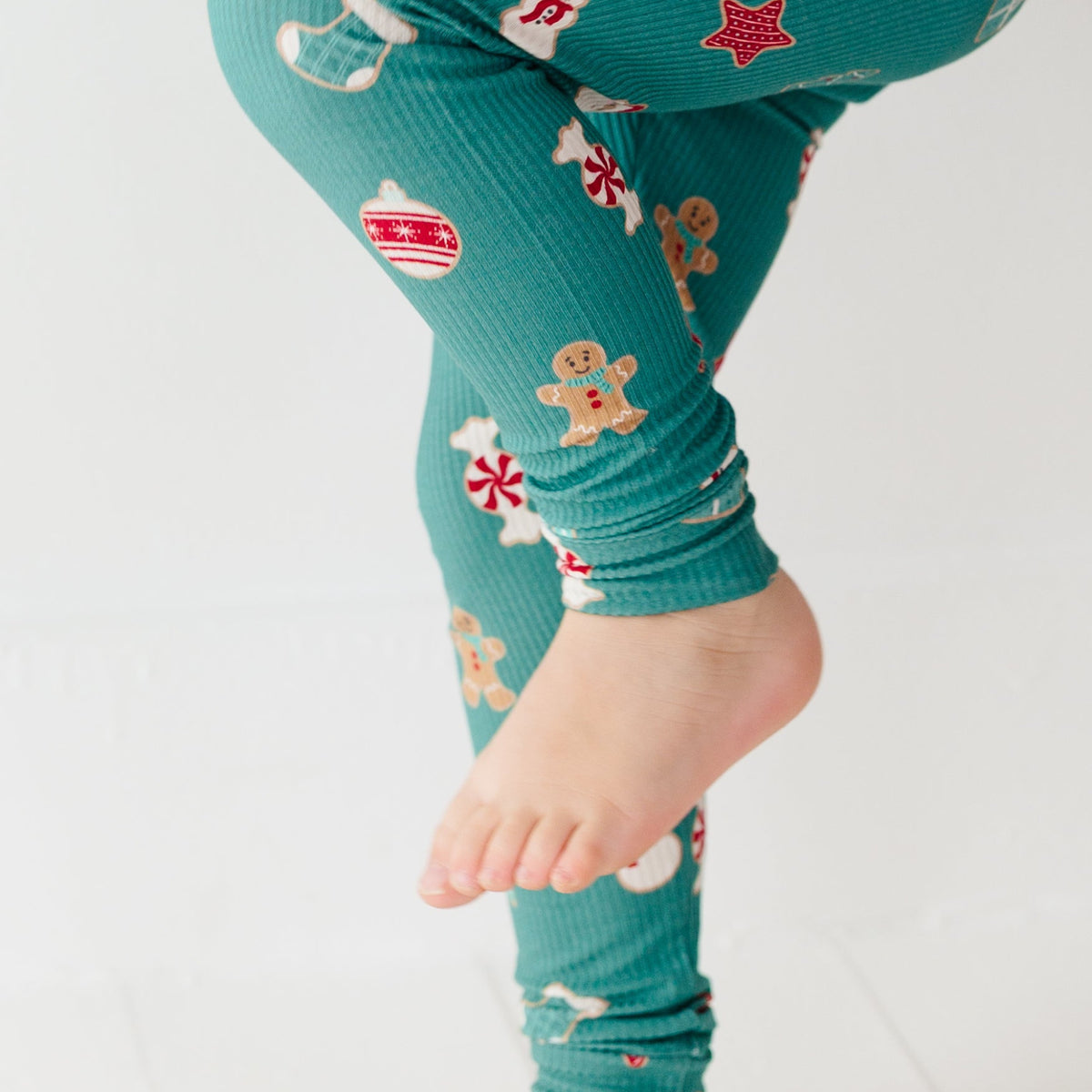 Sugar Cookies Frosted Teal Small Ribbed Two-Piece Set