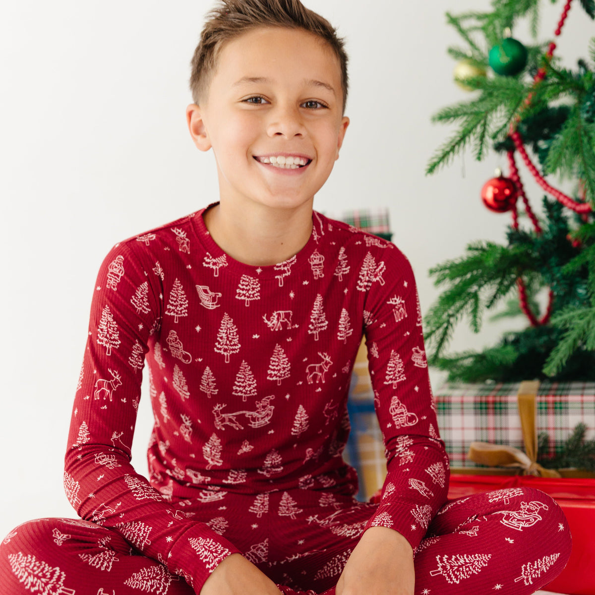 Reindeer & Santa Sleigh Small Ribbed Two-Piece Set