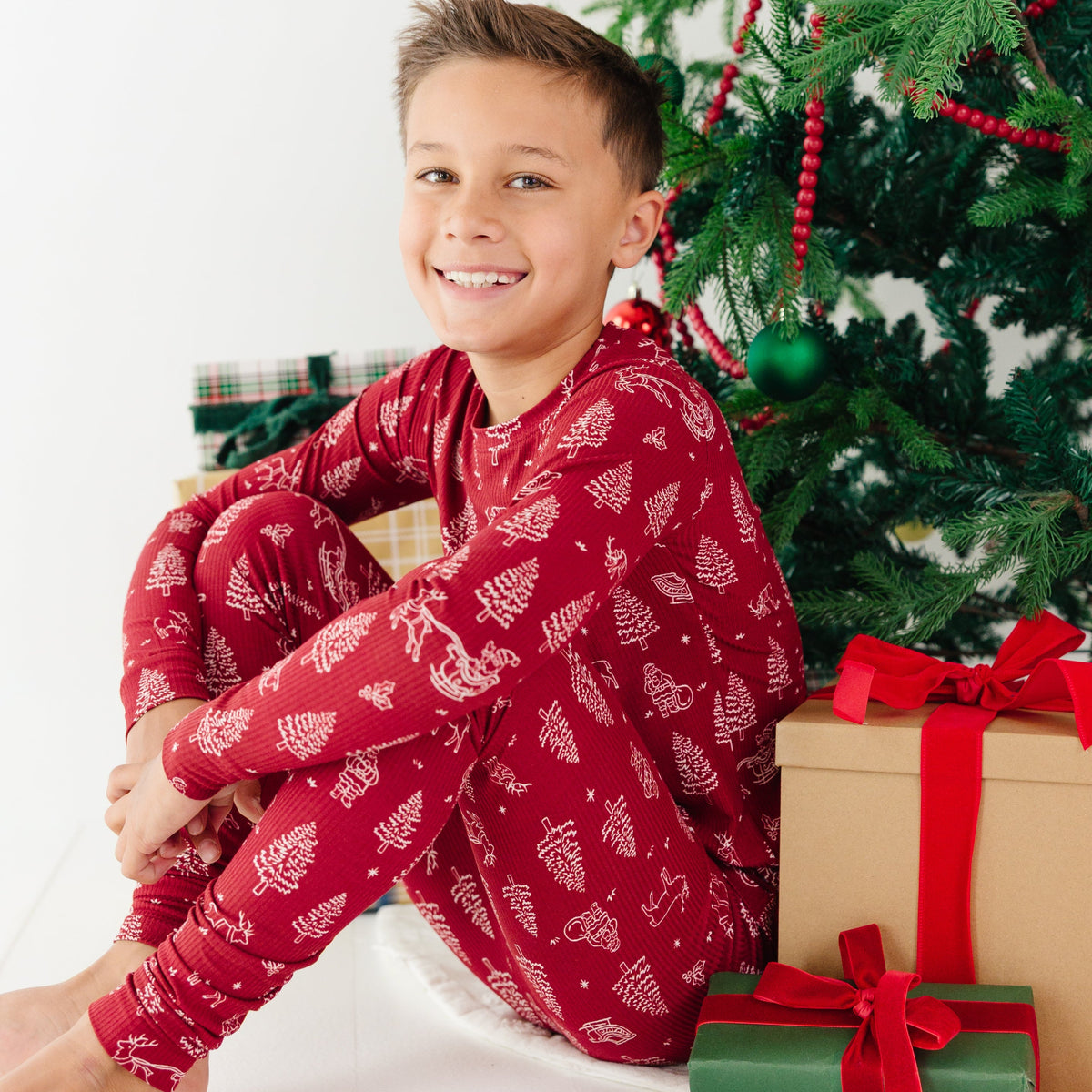 Reindeer & Santa Sleigh Small Ribbed Two-Piece Set