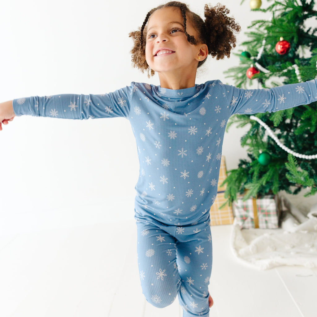 Snowflakes Small Ribbed Two-Piece Set