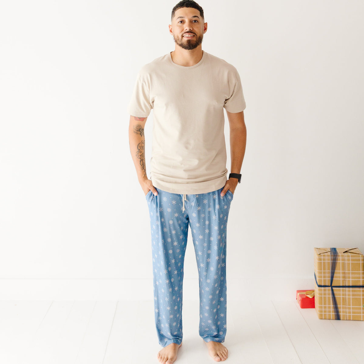 Snowflakes Small Ribbed Men's Pants
