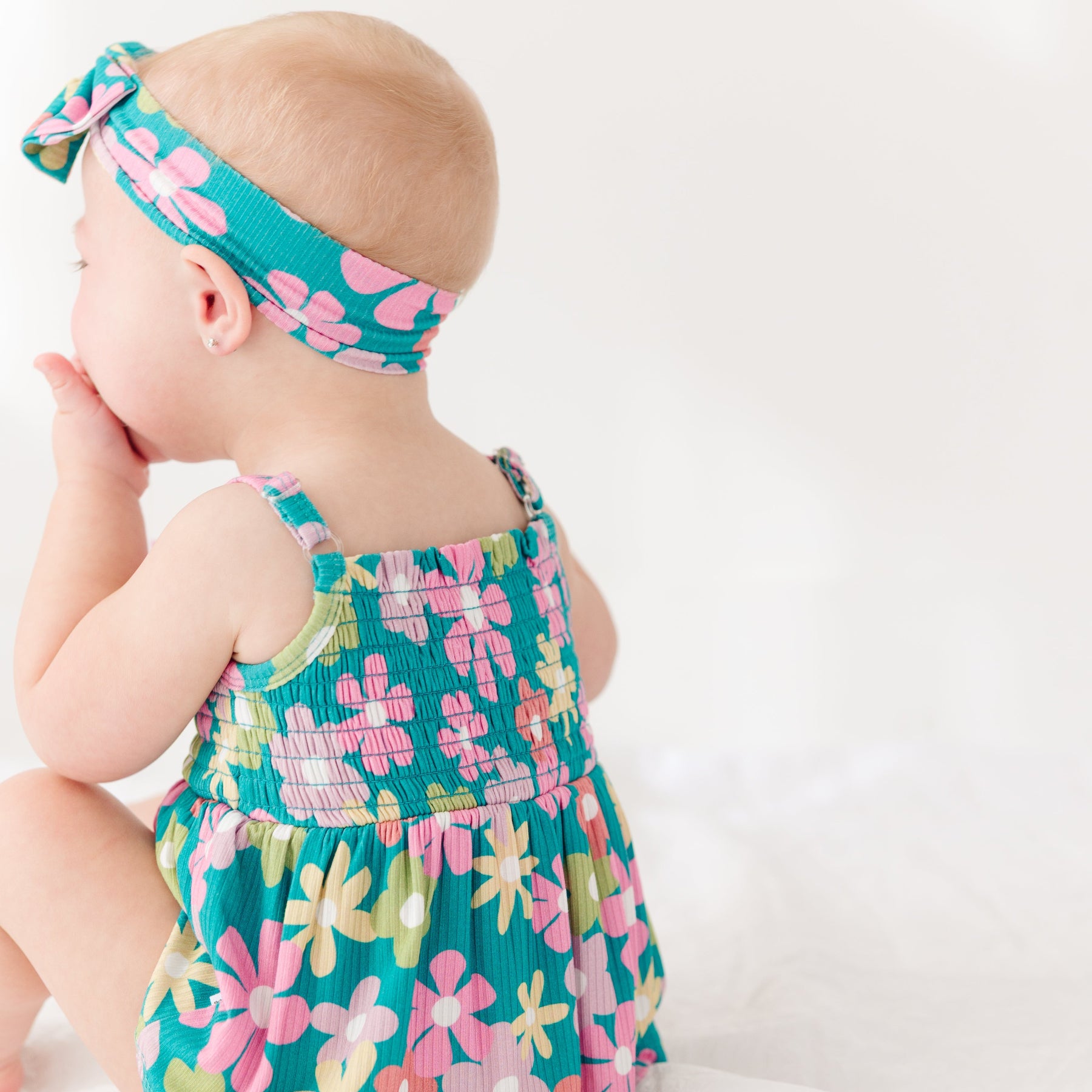 Retro Daisies Small Ribbed Ruffle Romper