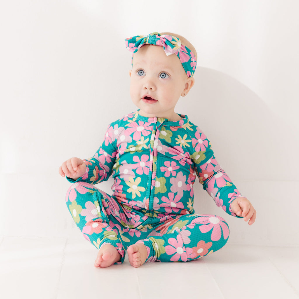 Retro Daisies Small Ribbed Zip Romper
