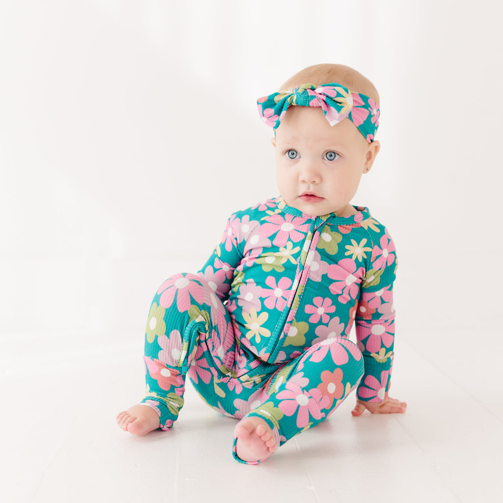 Retro Daisies Small Ribbed Zip Romper