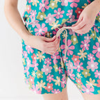 Retro Daisies Small Ribbed Women's Shorts
