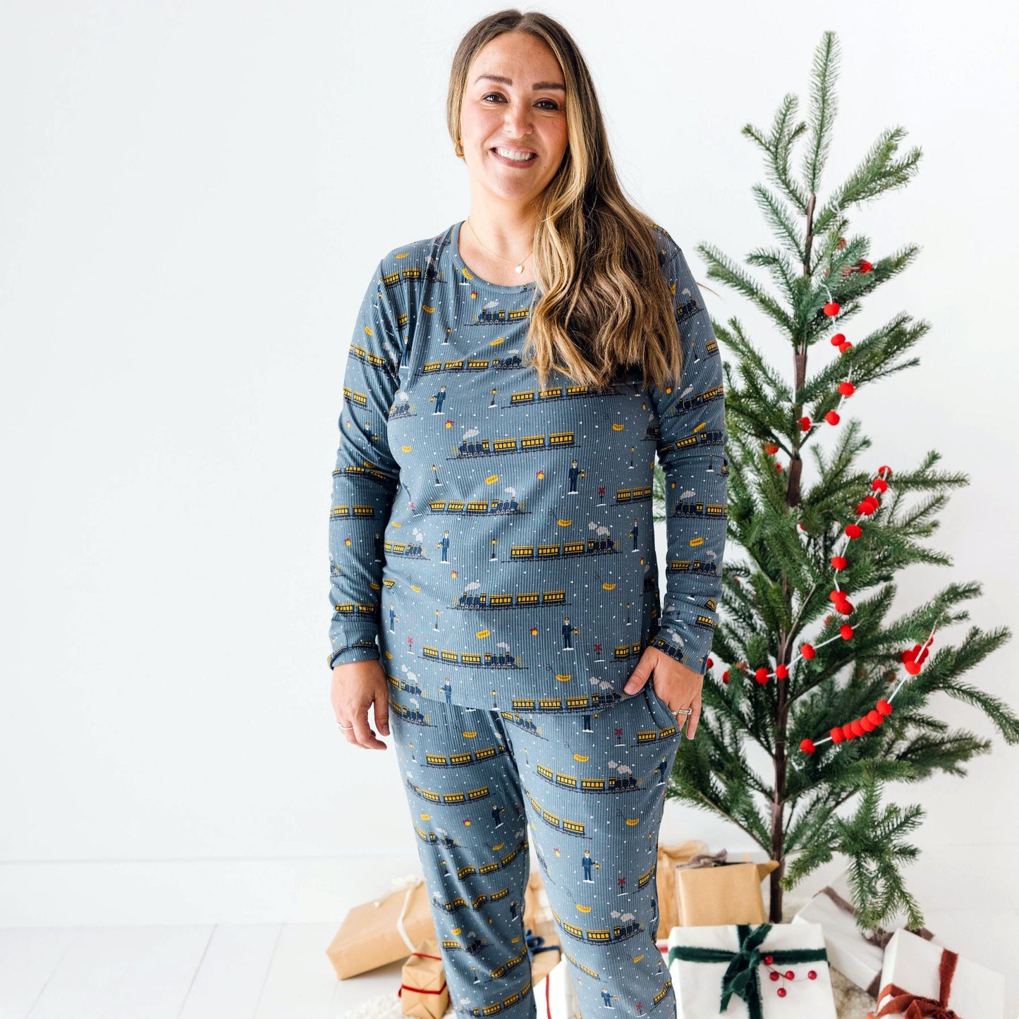 Christmas Trains Small Ribbed Women's Matching Set