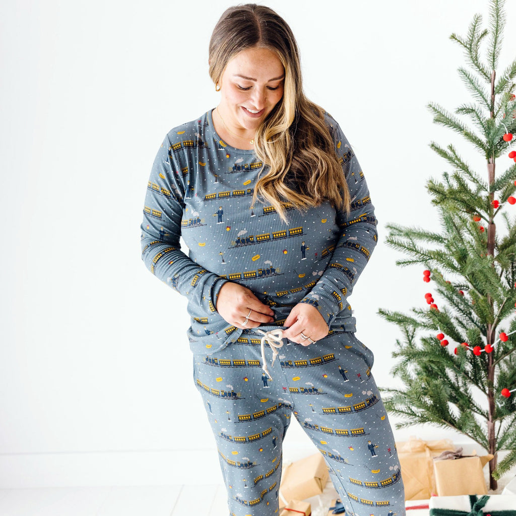 Christmas Trains Small Ribbed Women's Long Sleeve Top