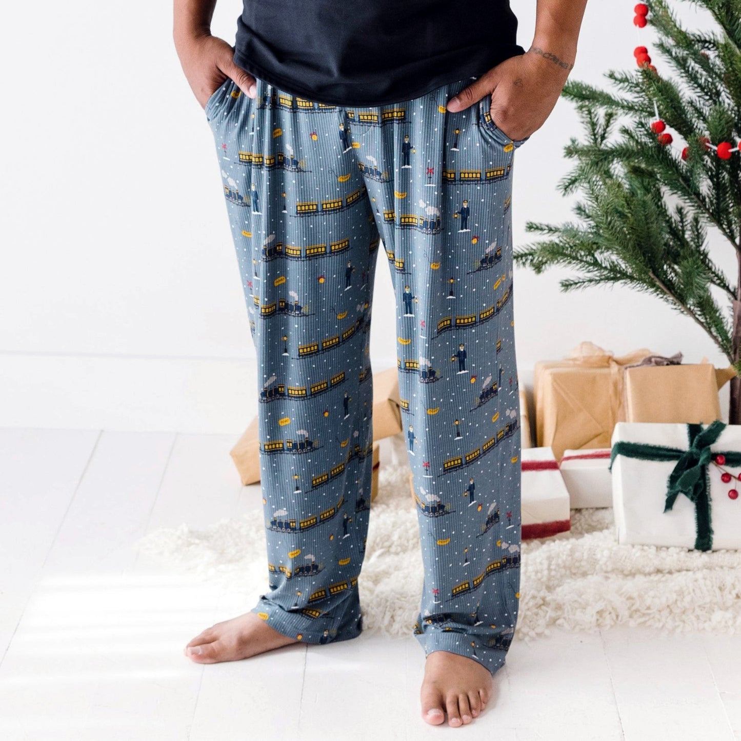 Christmas Trains Small Ribbed Men's Pants