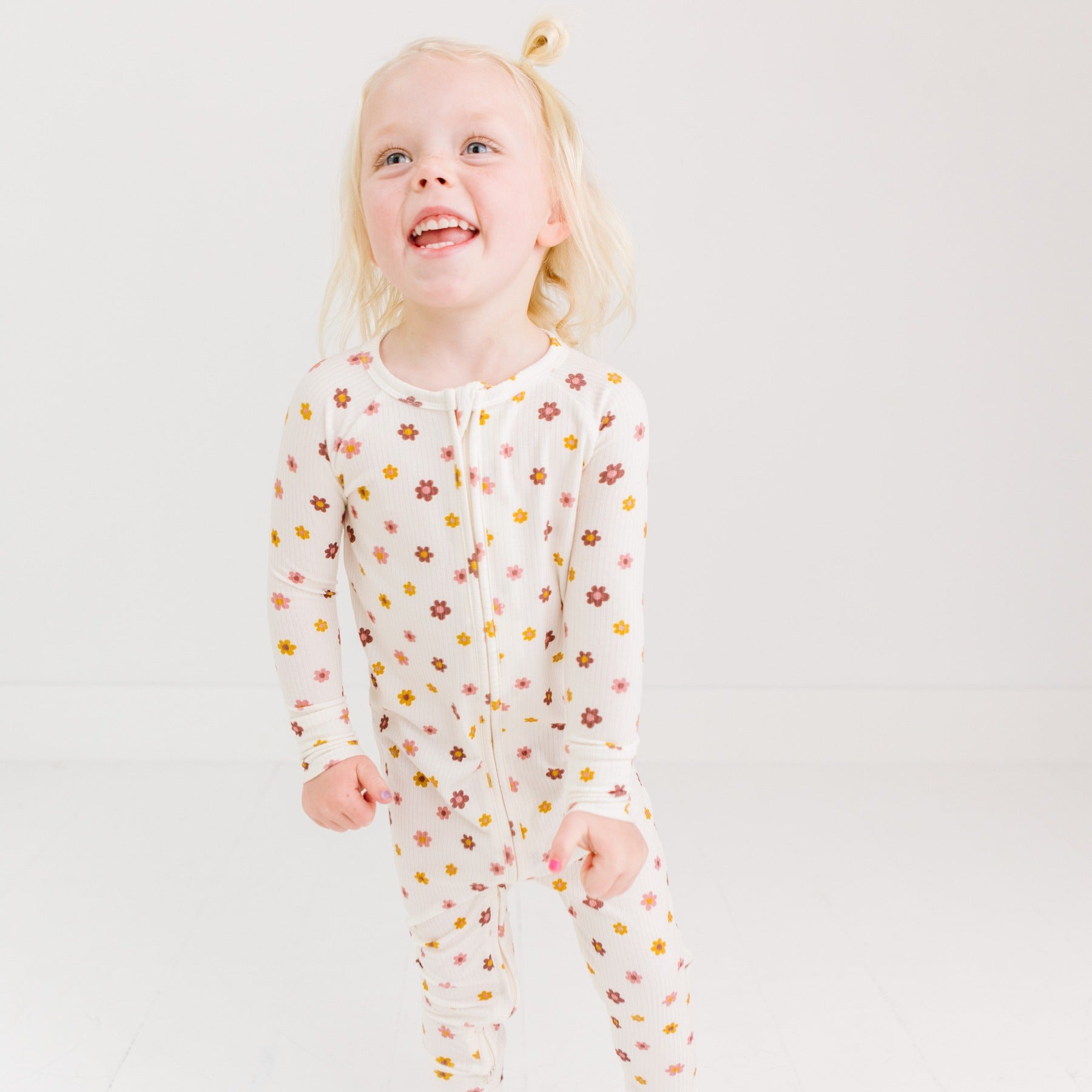 Pink Daisies Small Ribbed Zip Romper