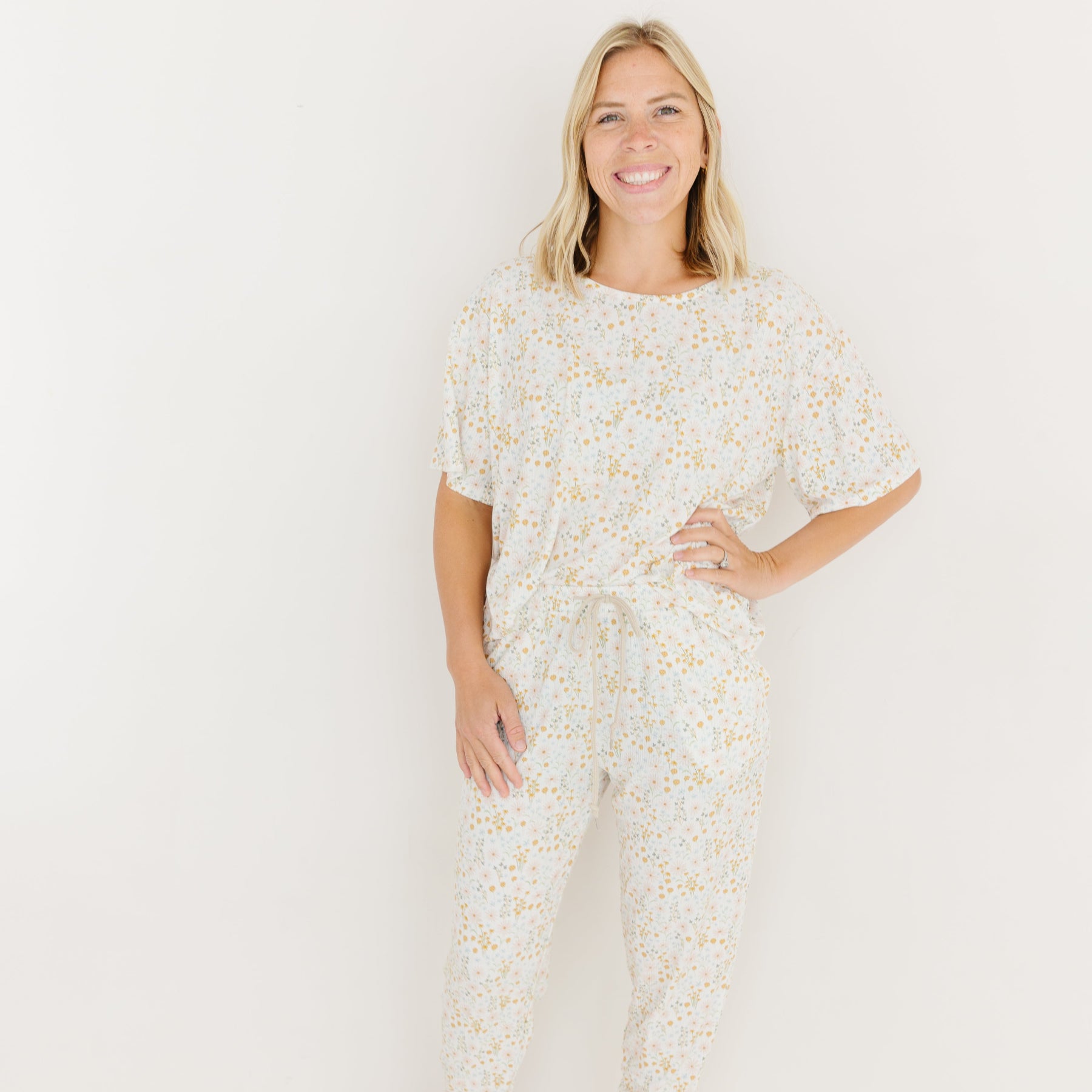 Whimsical Floral Small Ribbed Women's Pants