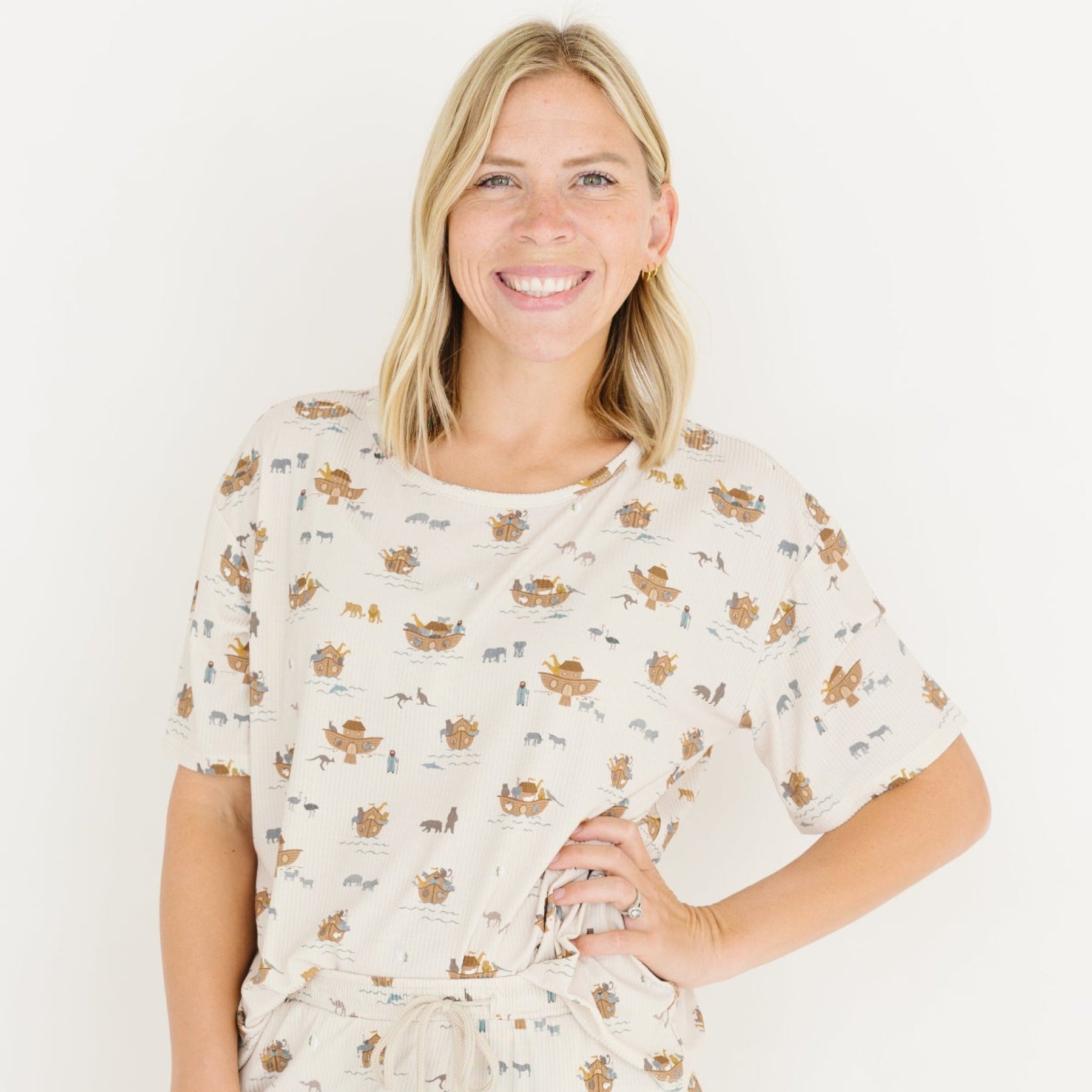 Noah's Ark Small Ribbed Women's Short Sleeve & Pants Matching Set