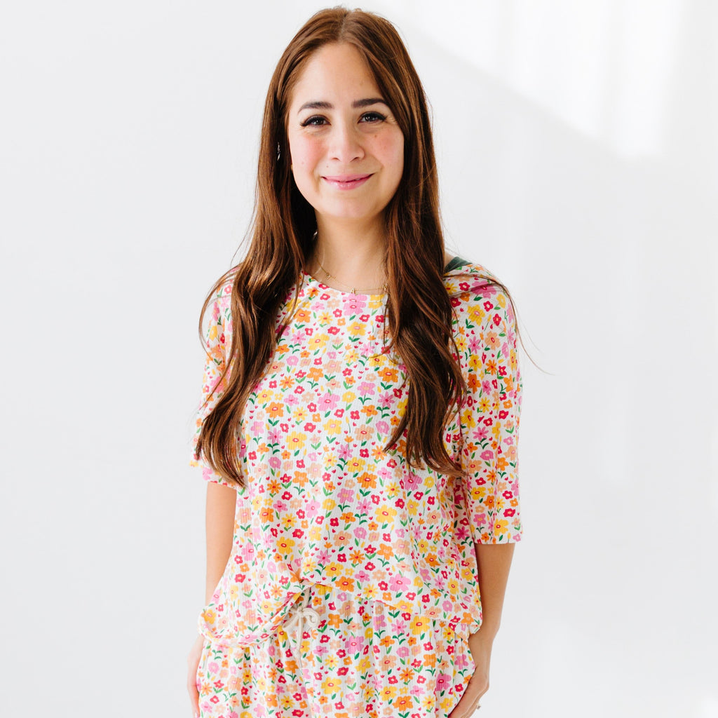 Summer Blooms Small Ribbed Women's Short Sleeve Top