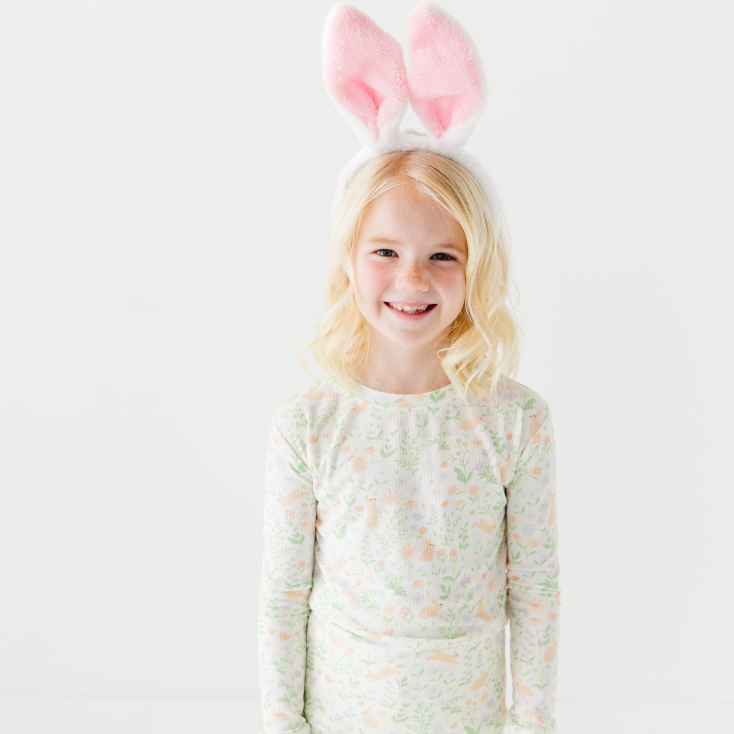 Pastel Bunnies Small Ribbed Two-Piece Set