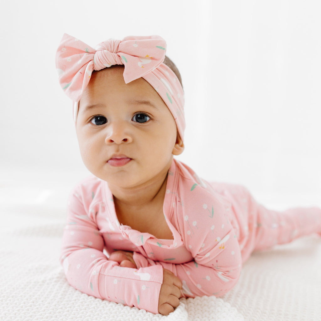 Ducks & Daisies Bow
