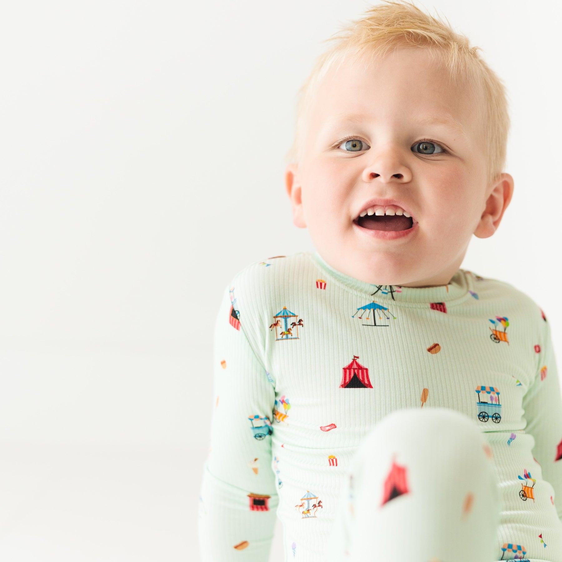 County Fair Small Ribbed Two-Piece Set