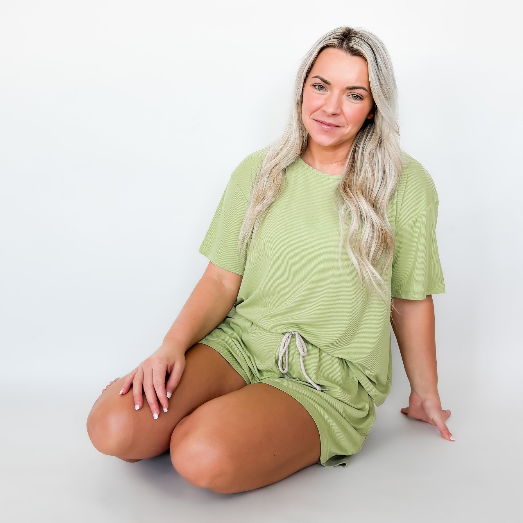 Tarragon Green Small Ribbed Women's Shorts Set