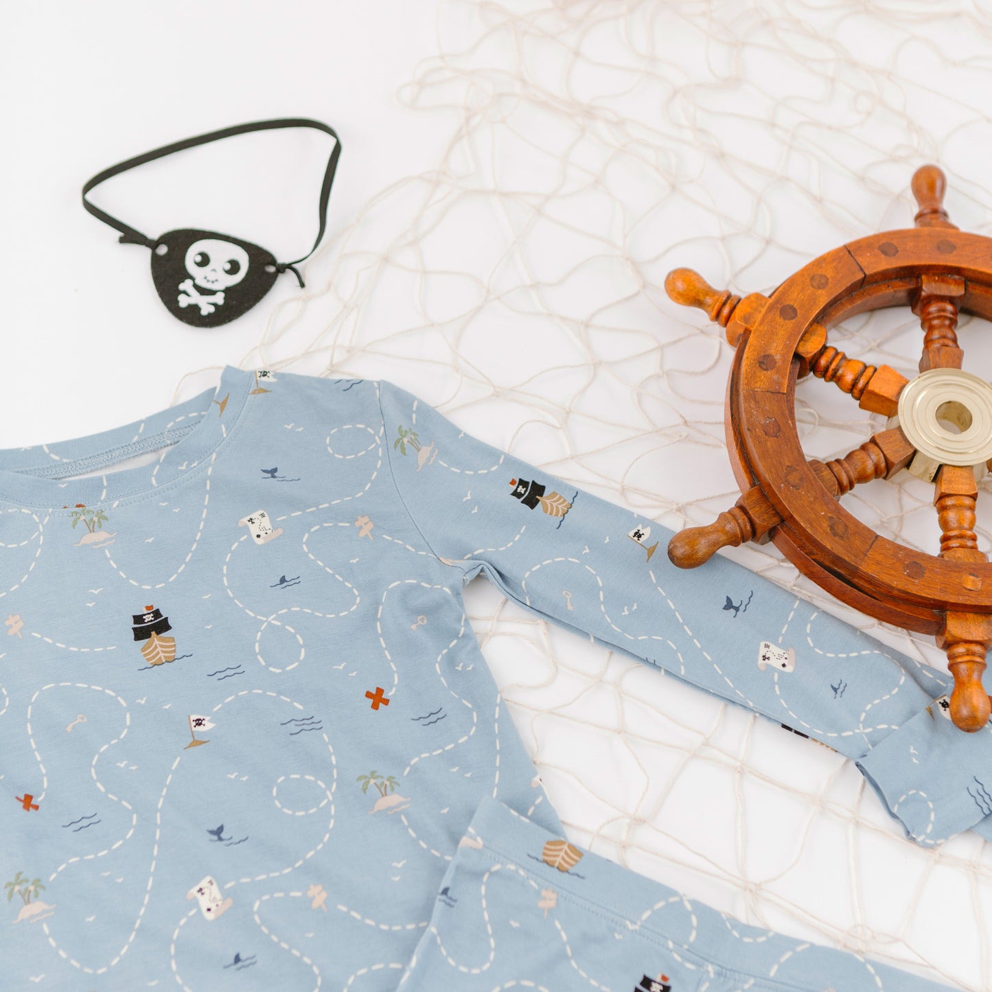 Pirate Ships Two-Piece Set