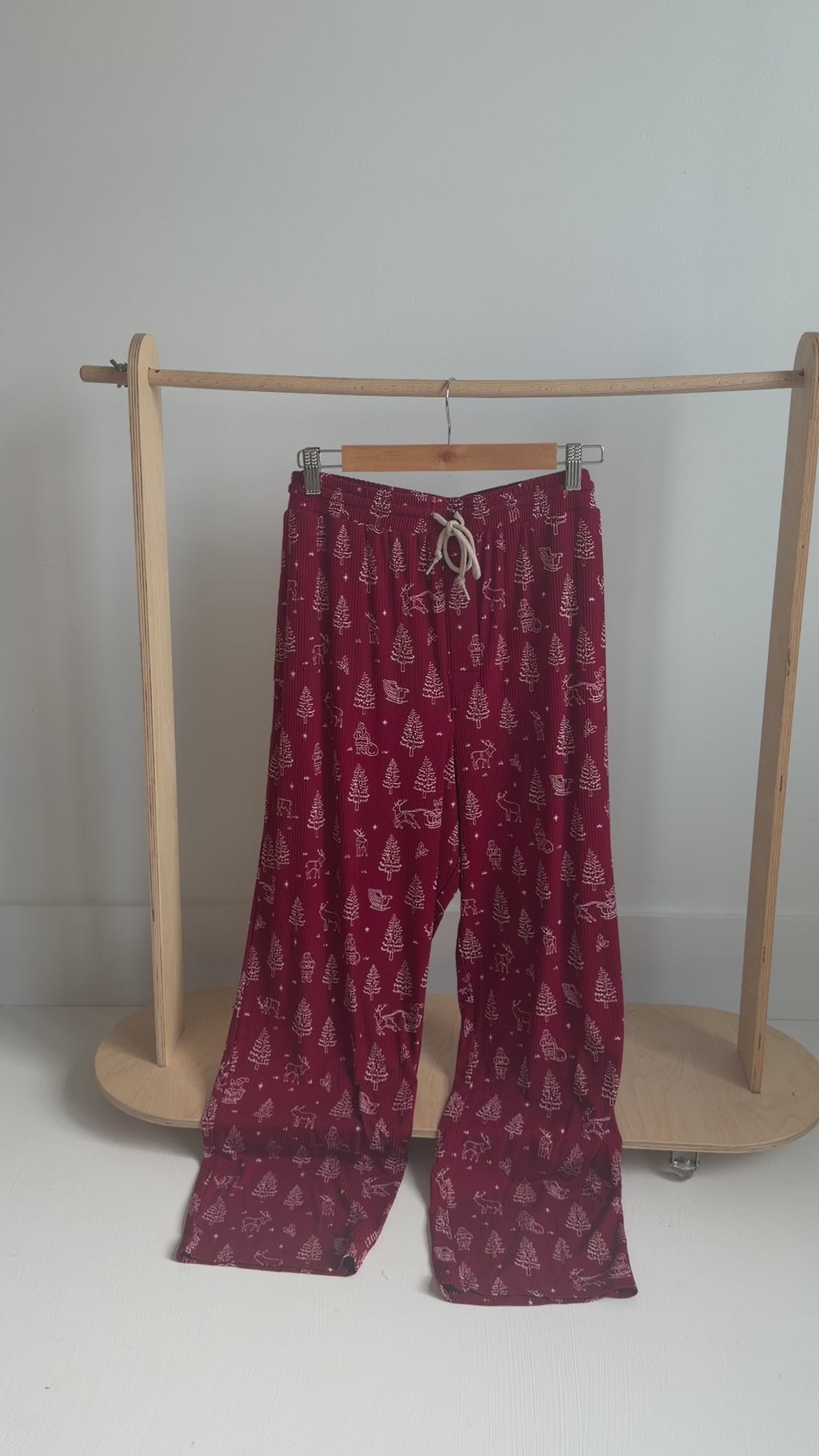 Reindeer & Santa Sleigh Small Ribbed Men's Pants