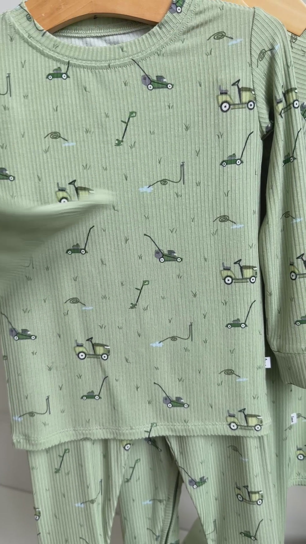 Lawn Mowers Small Ribbed Two-Piece Set