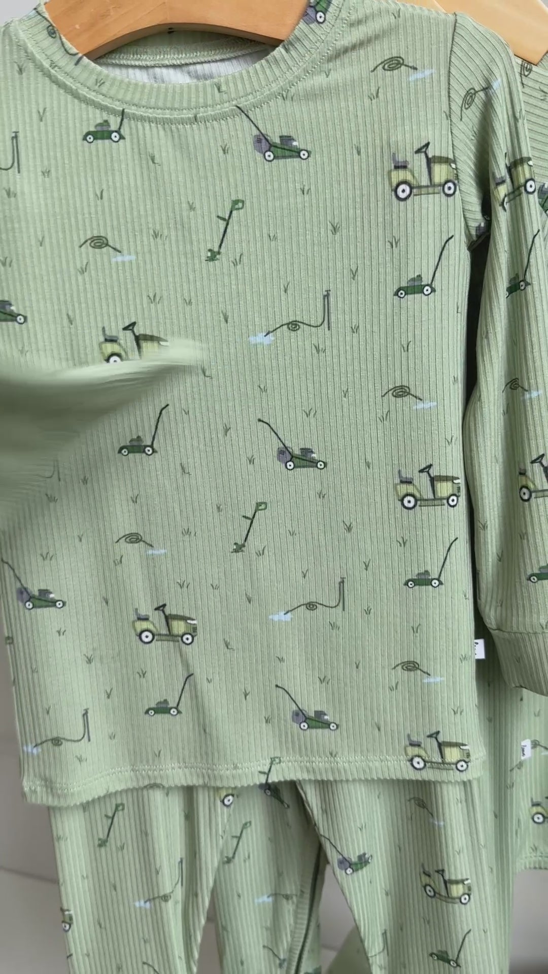 Lawn Mowers Small Ribbed Two-Piece Set