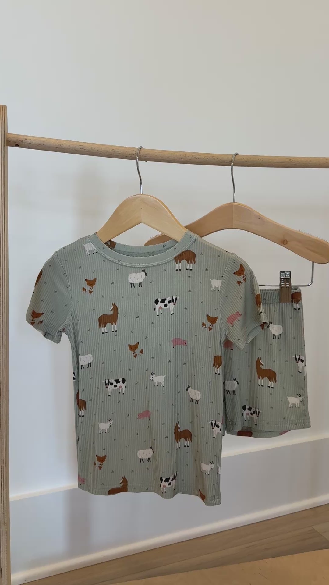 Farm Animals Small Ribbed Shorts Two-Piece Set