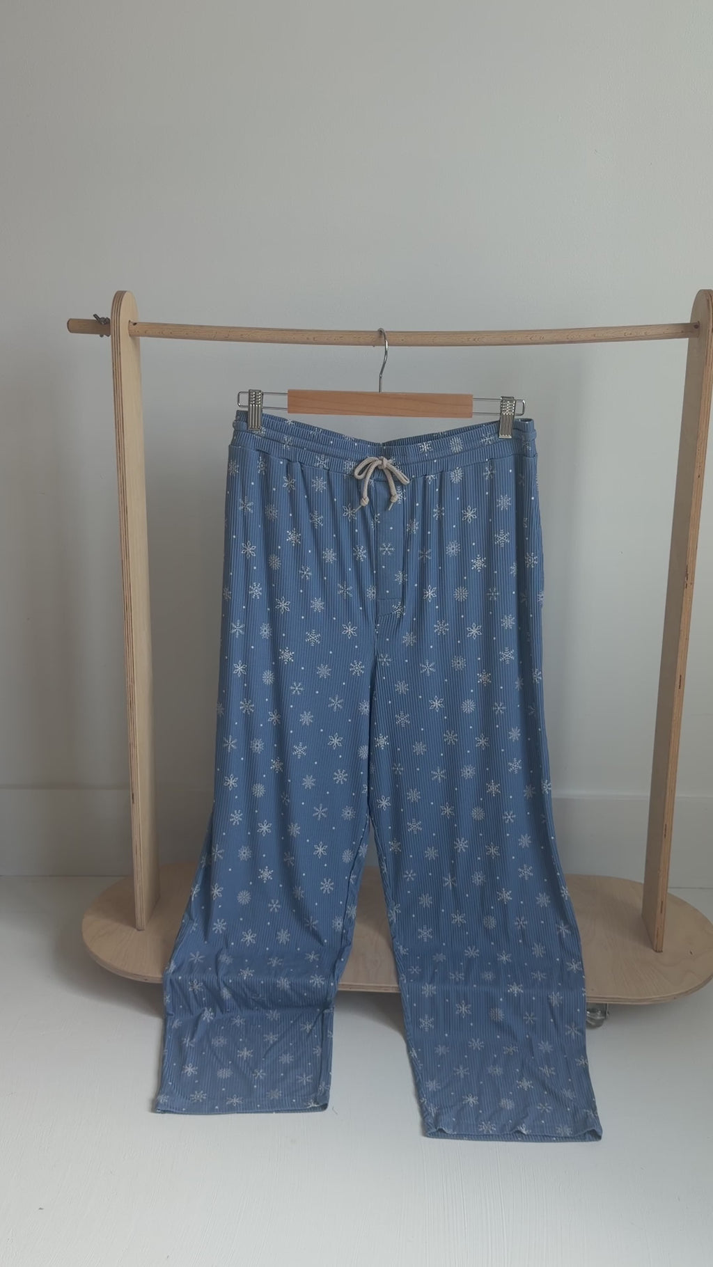 Snowflakes Small Ribbed Men's Pants