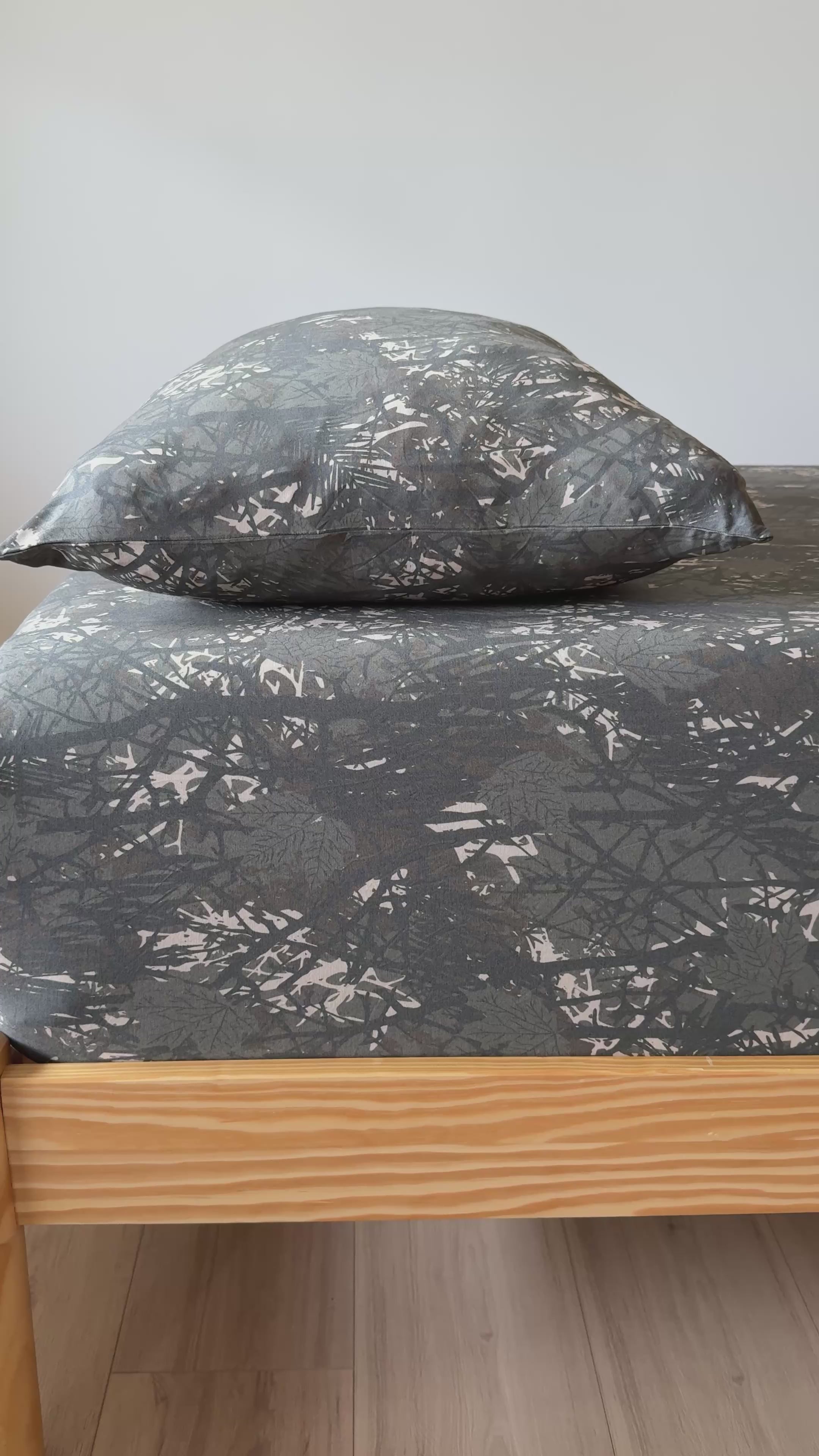 Woodland Camo Twin Sheet With Pillow Case