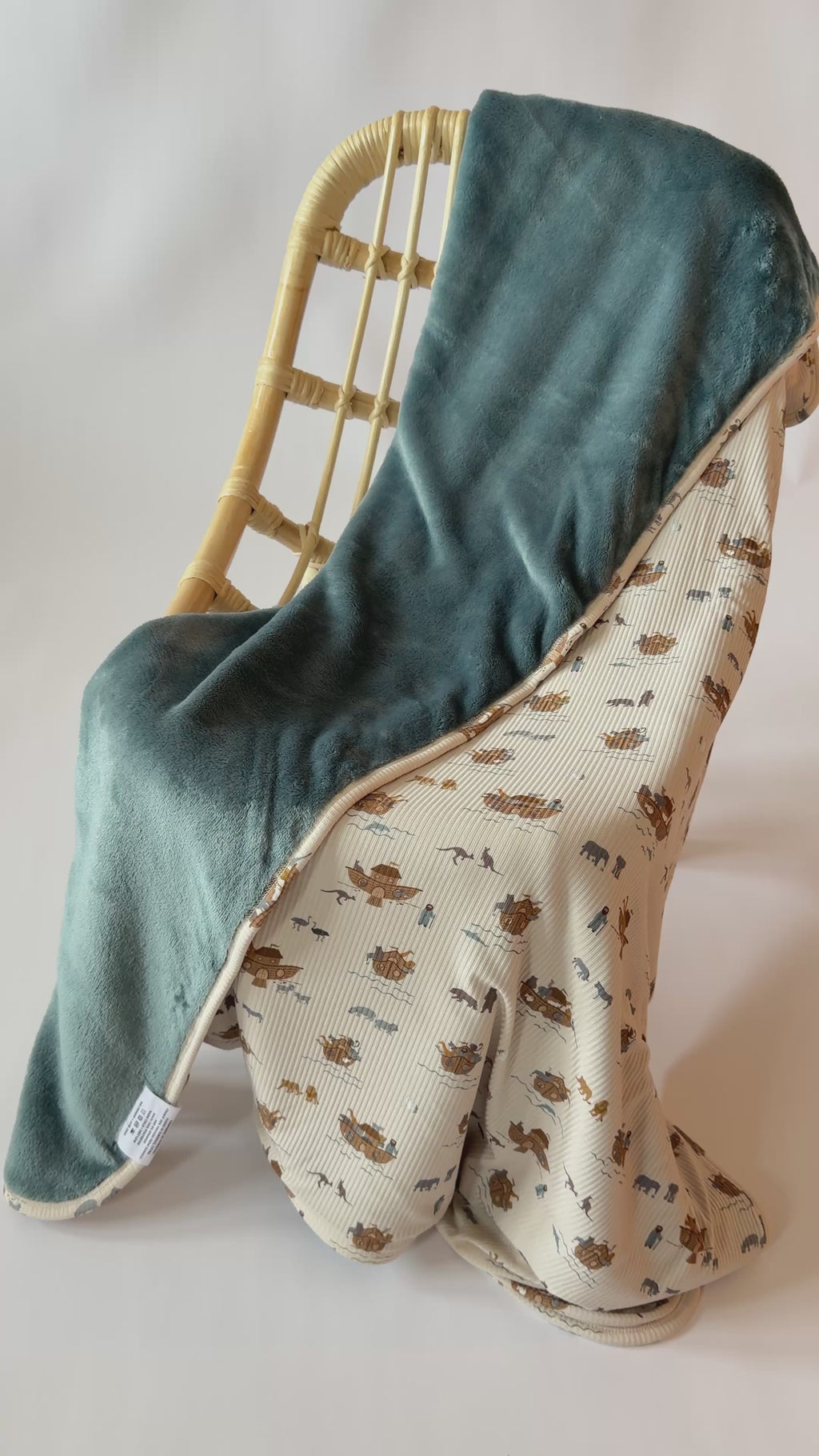 Noah's Ark Small Ribbed Adult Blanket