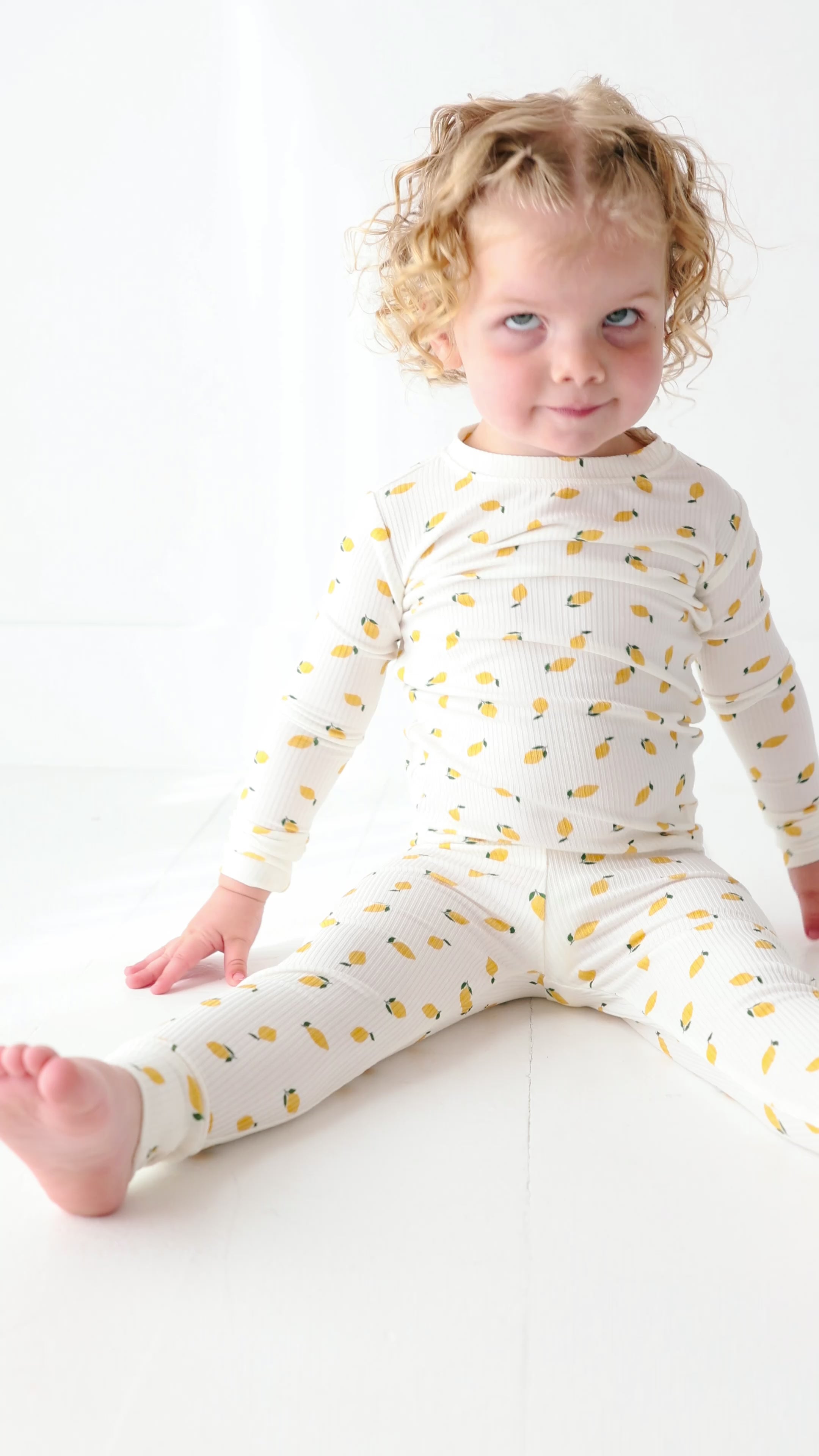 Lemons Small Ribbed Two-Piece Set