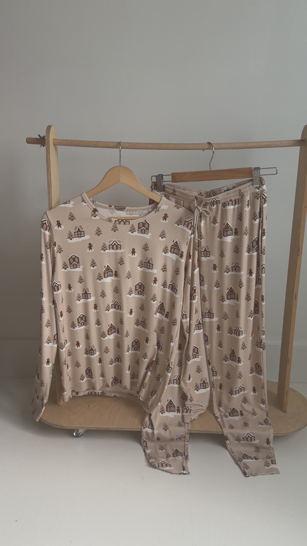 Gingerbread Small Ribbed Women's Matching Set