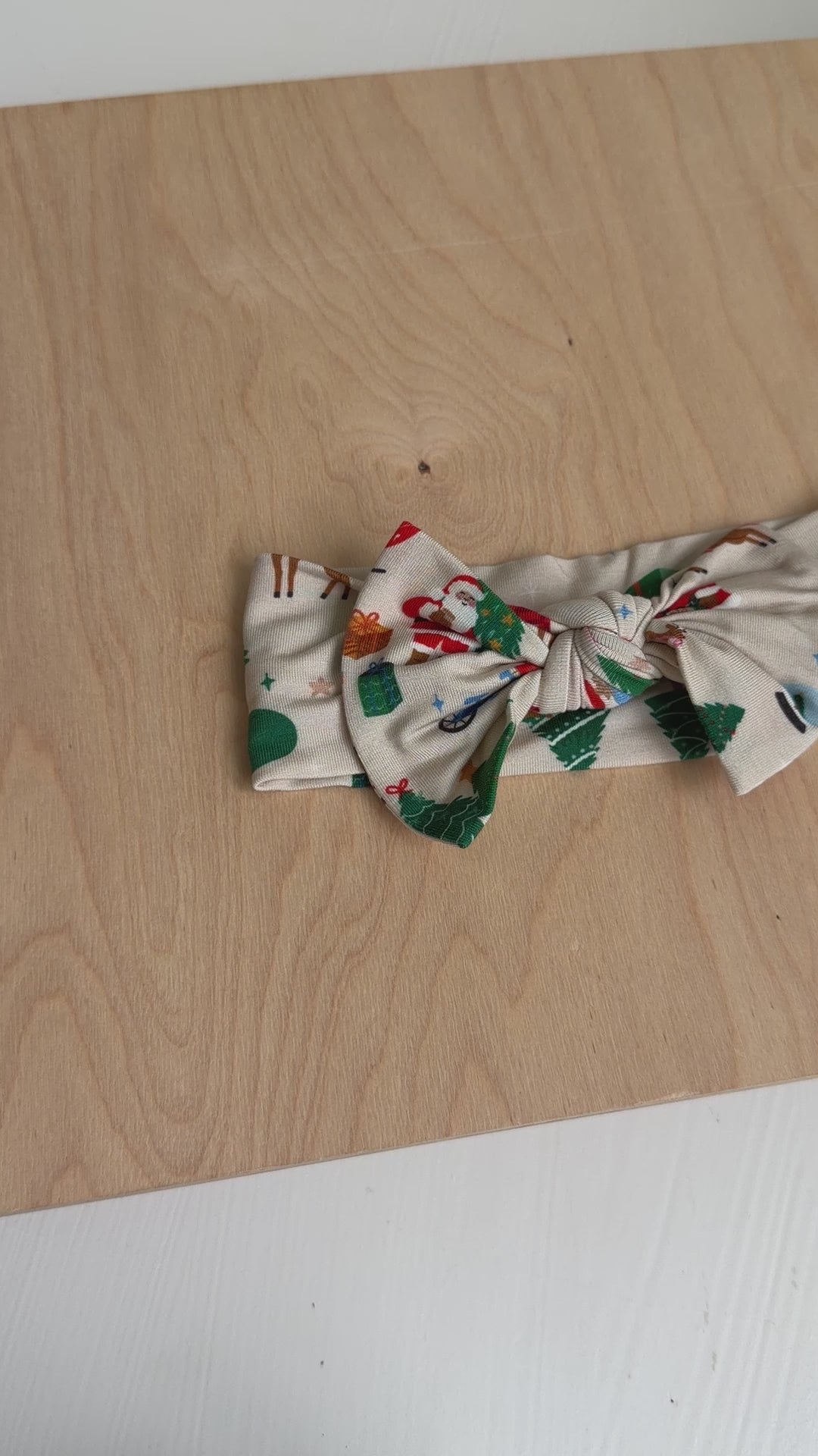 Santa's Workshop Bow
