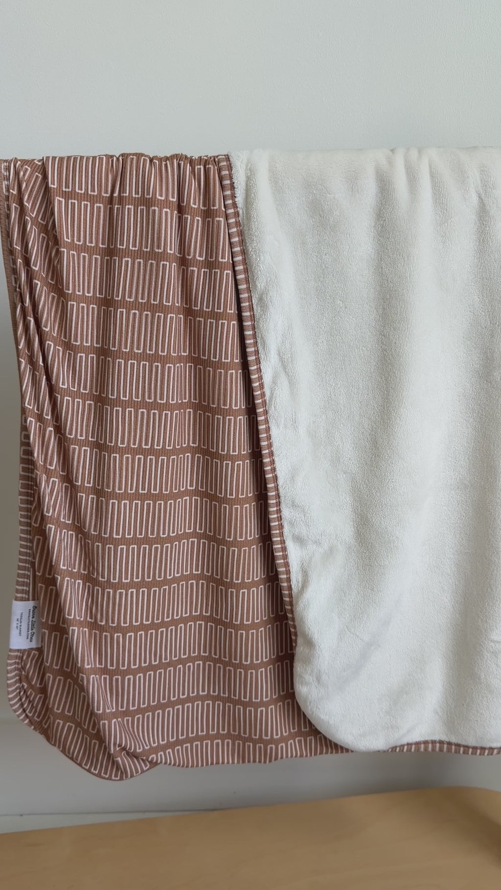 Neutral Lines Small Ribbed Youth Blanket