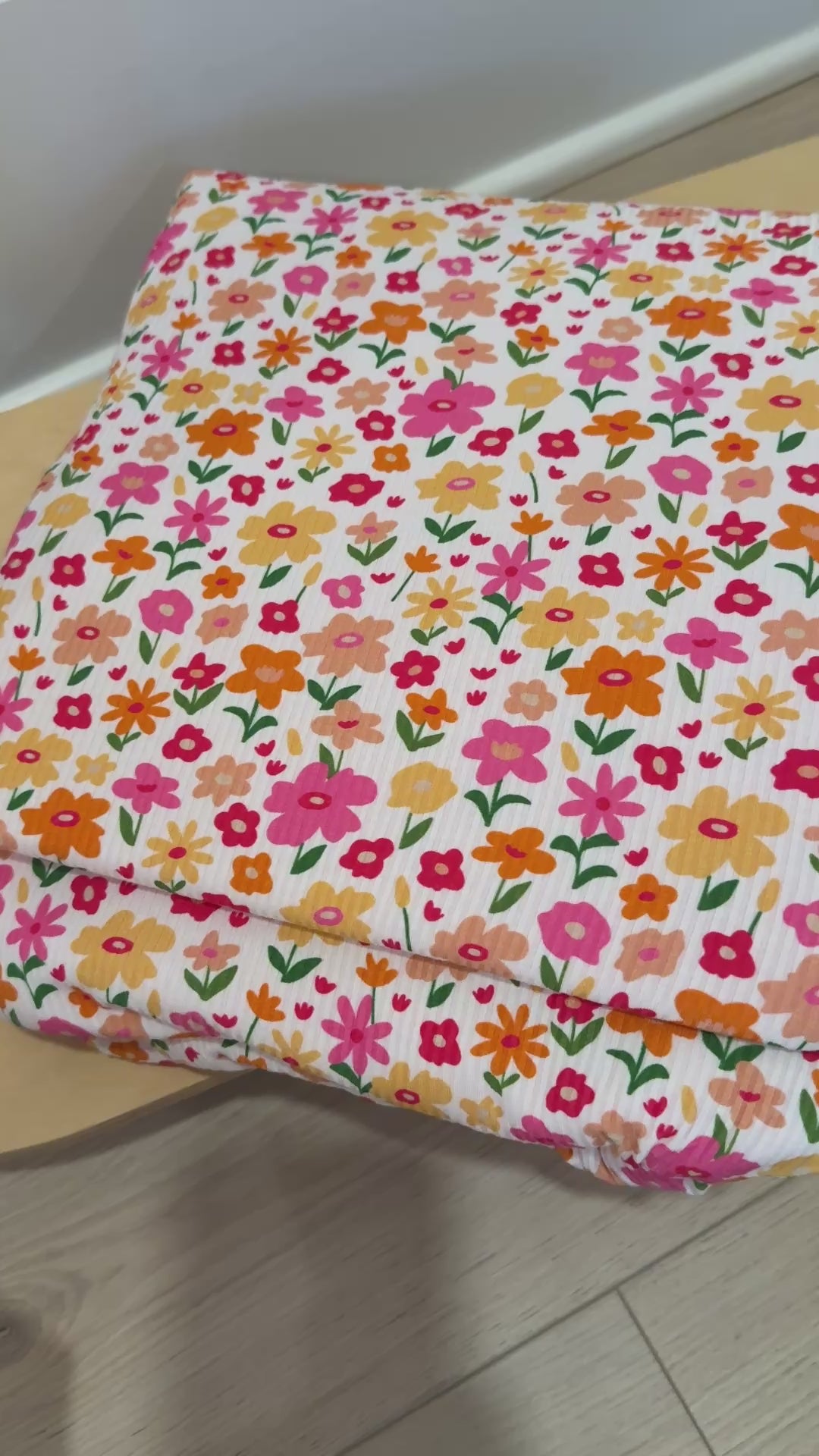 Summer Blooms Small Ribbed Youth Blanket