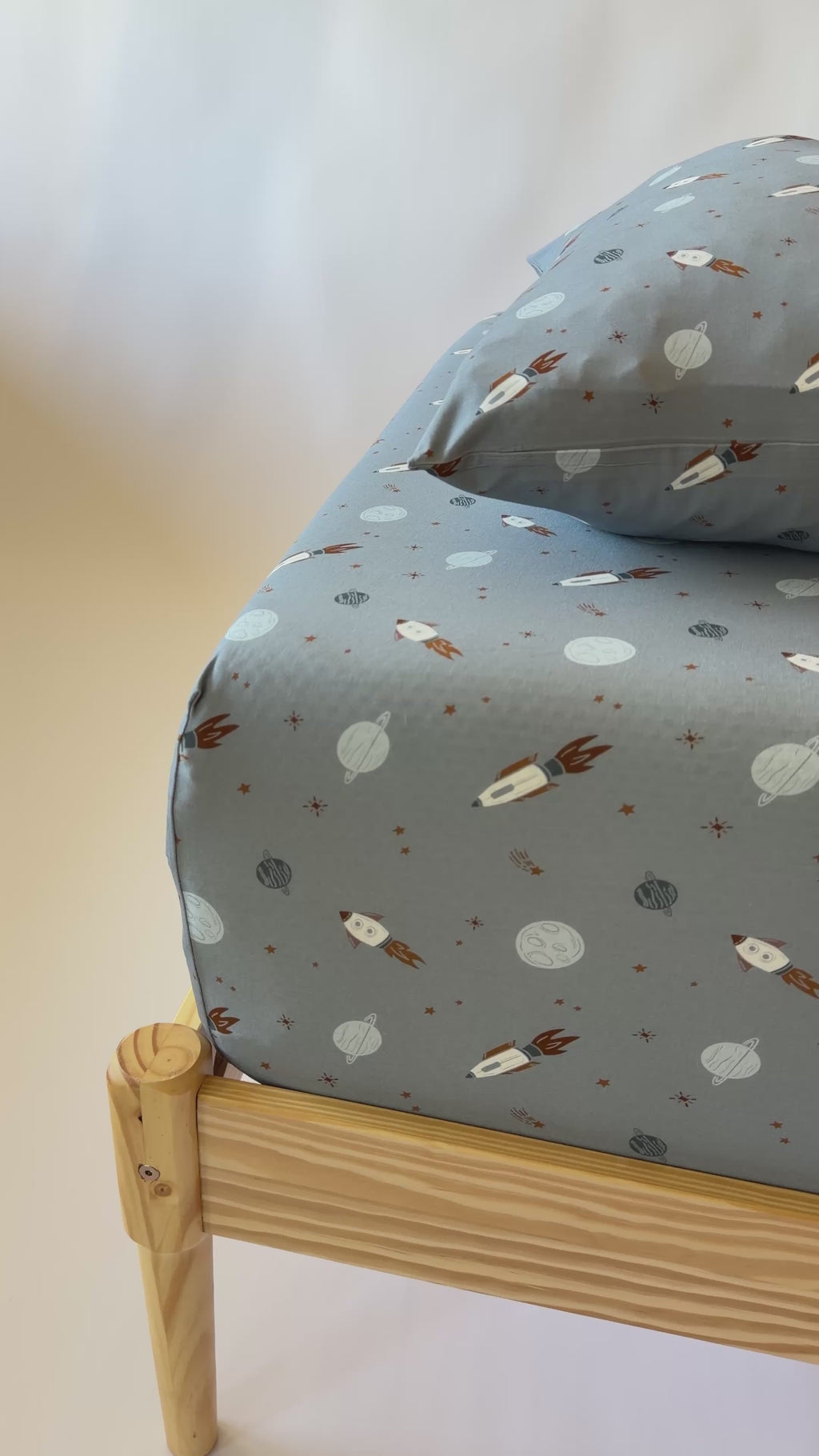 Space Explorers Twin Sheet With Pillow Case