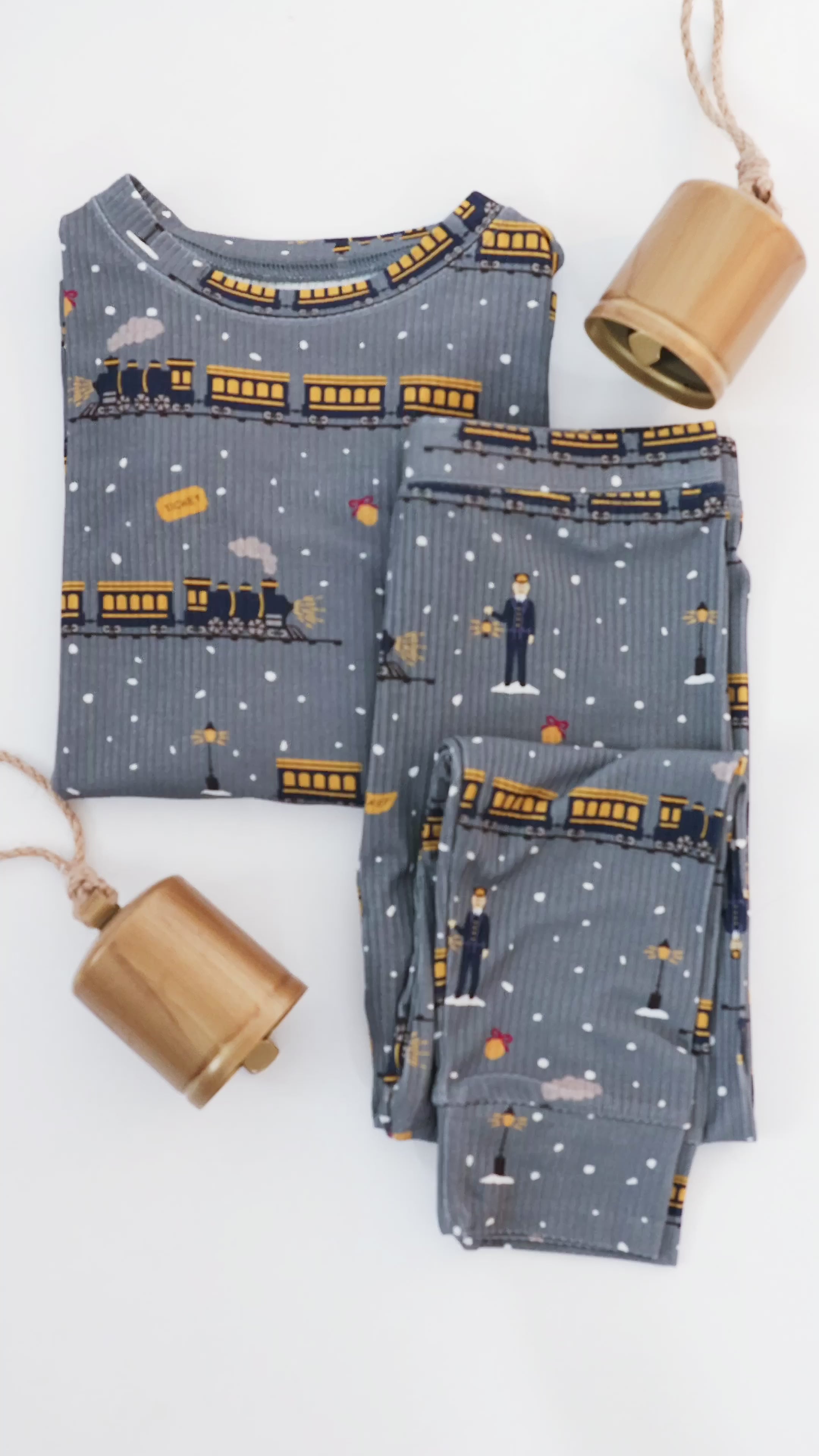 Christmas Trains Small Ribbed Two-Piece Set