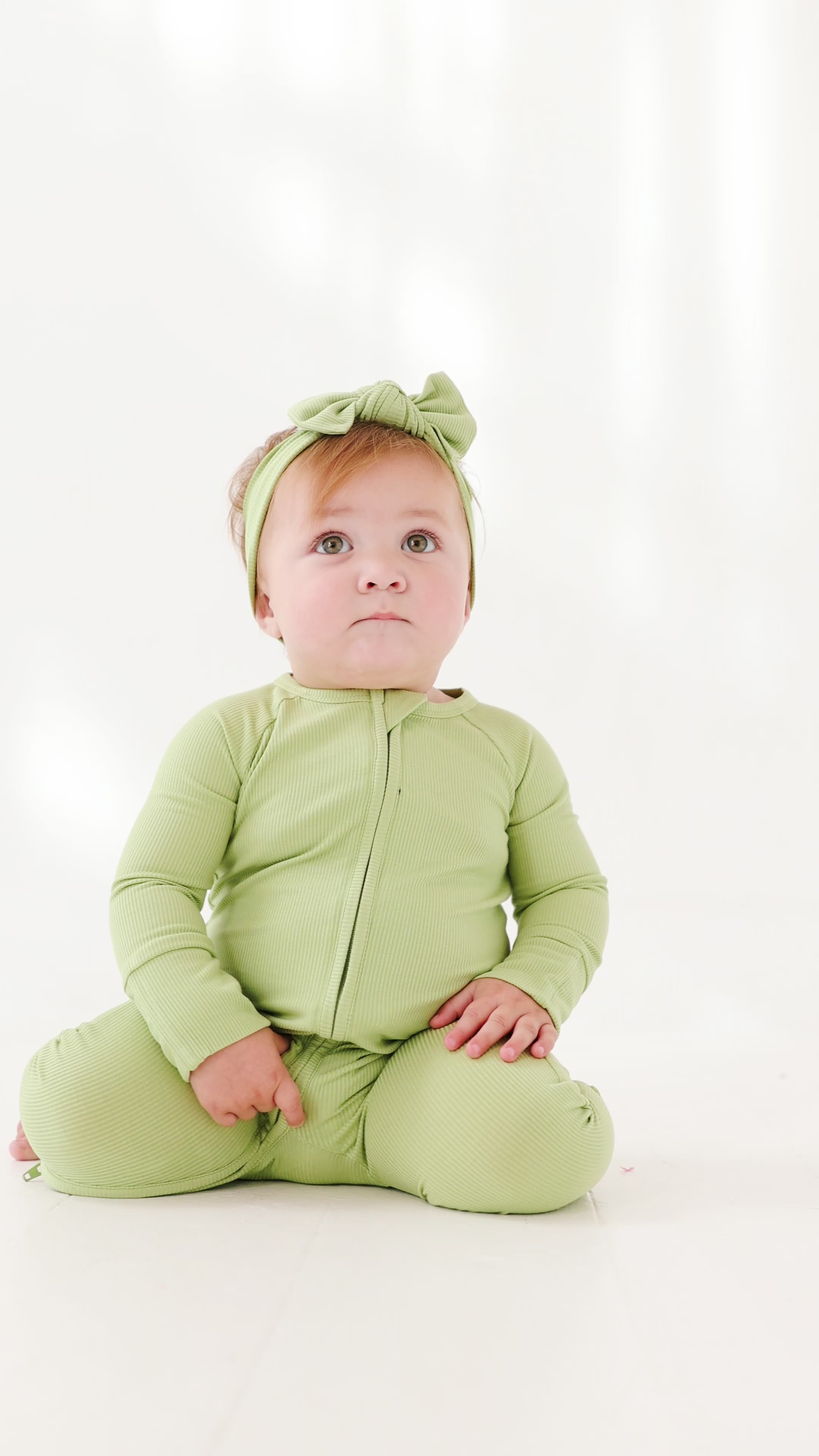 Tarragon Green Small Ribbed Bow