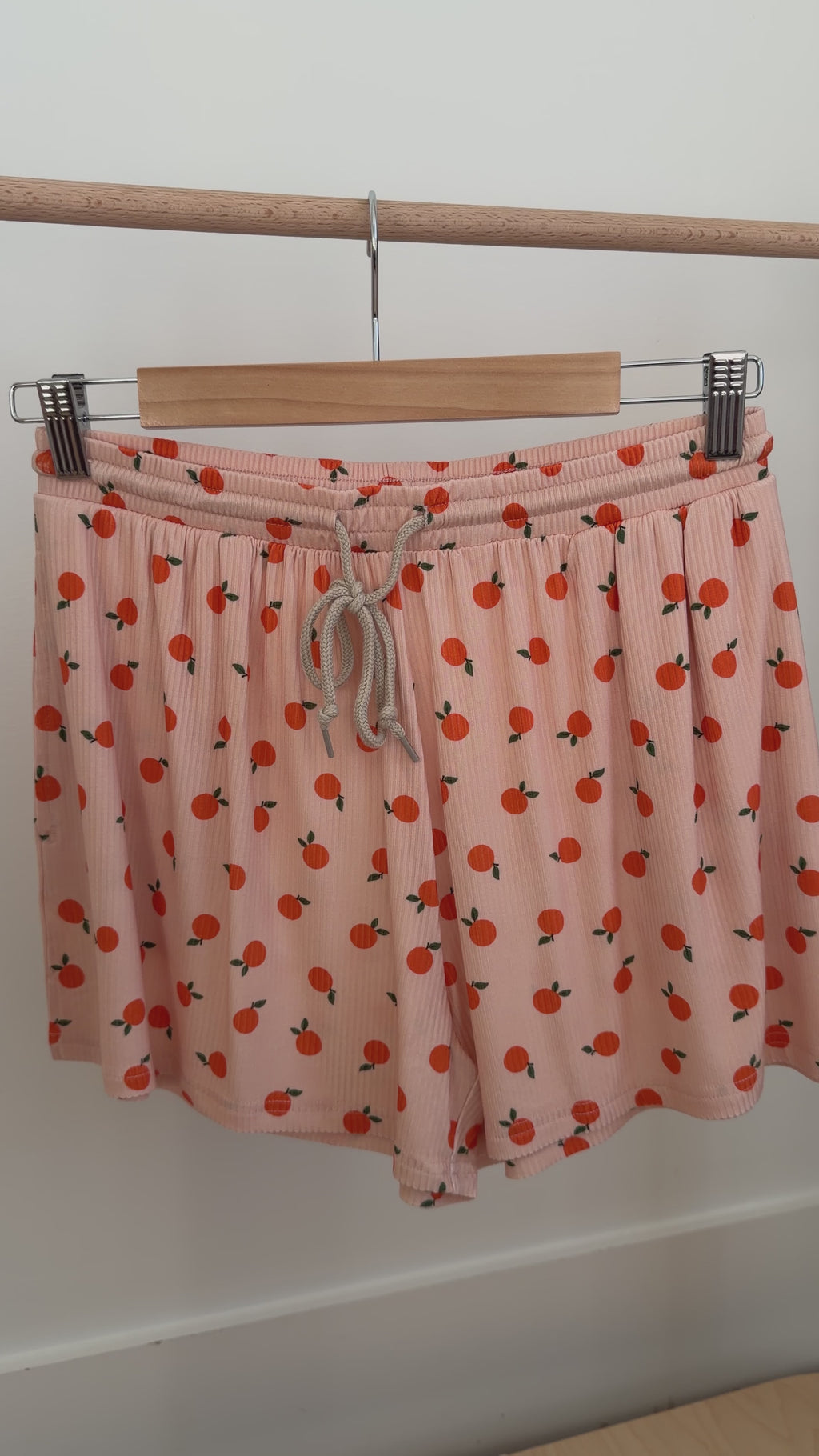 Oranges Small Ribbed Women's Shorts Set