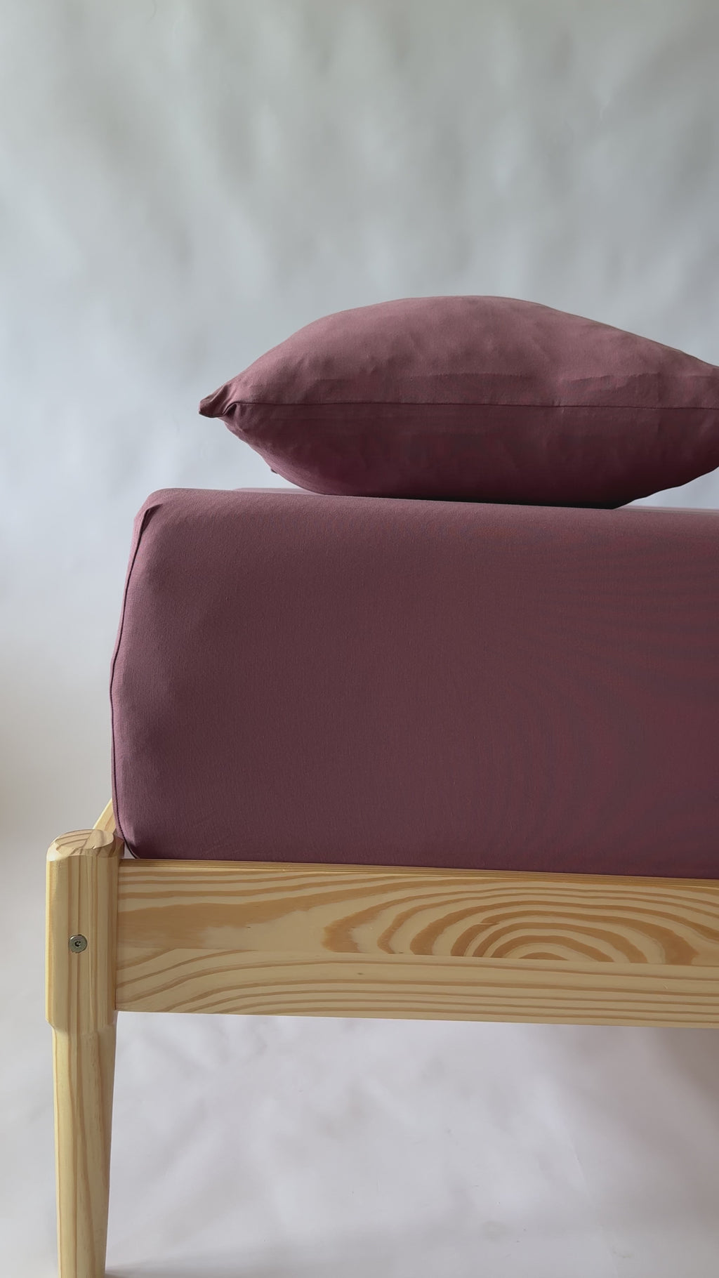Plum Twin Sheet With Pillow Case